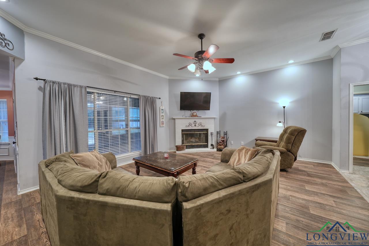 846 Edgewood Circle, Lindale, Texas image 7