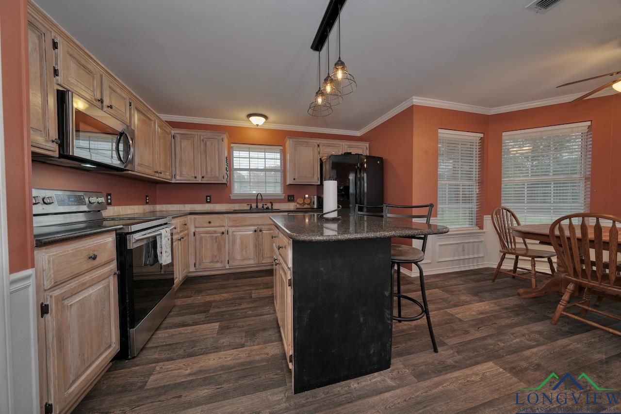846 Edgewood Circle, Lindale, Texas image 12