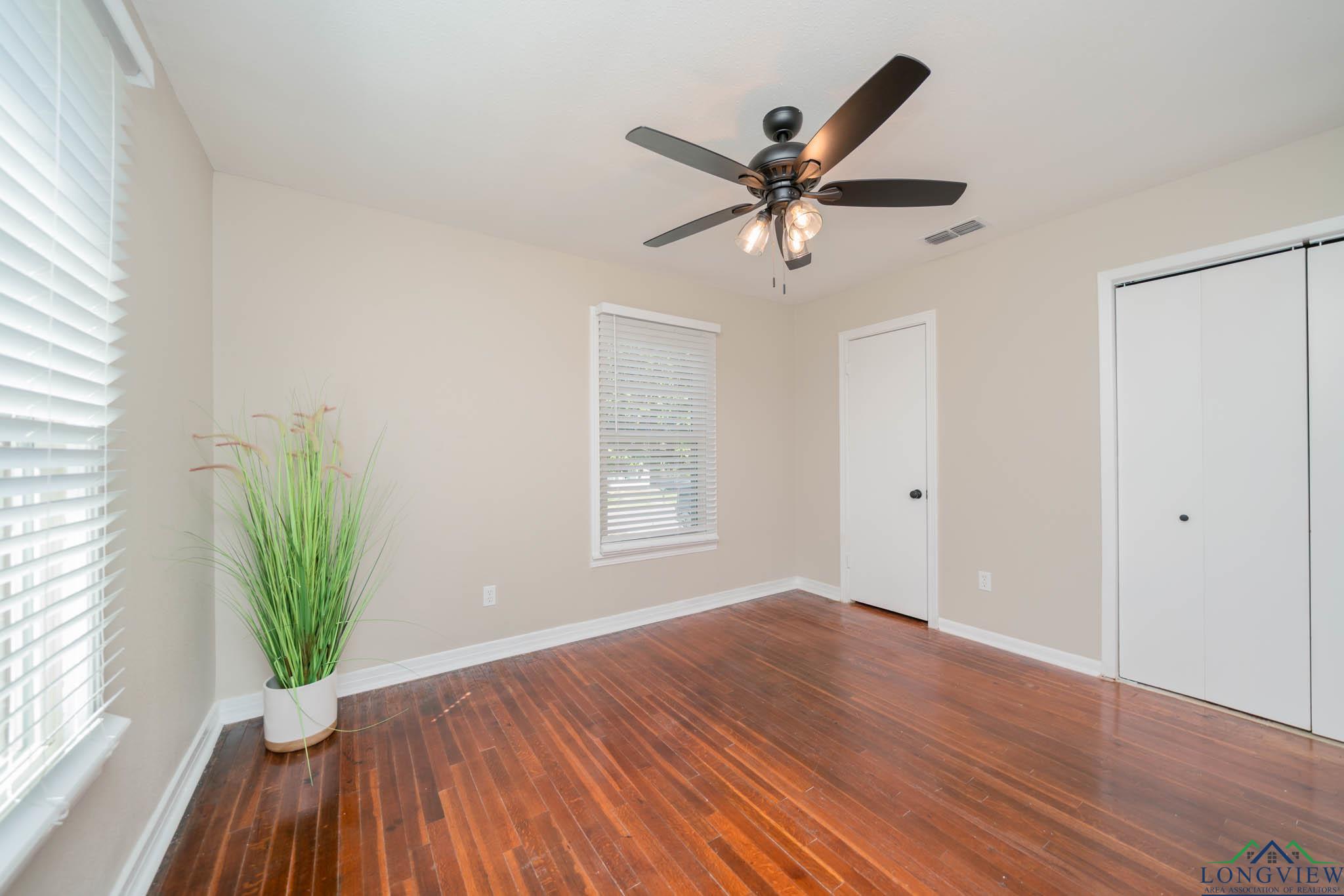 1330 Lake Drive, Longview, Texas image 19