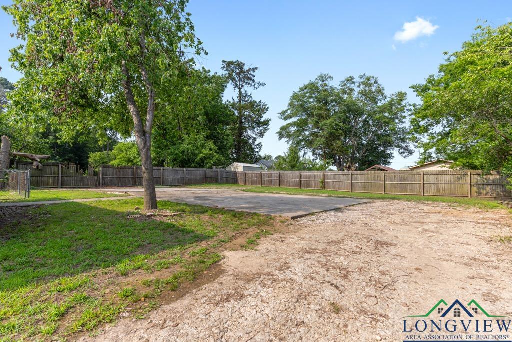 506 Lafayette St, Pittsburg, Texas image 35