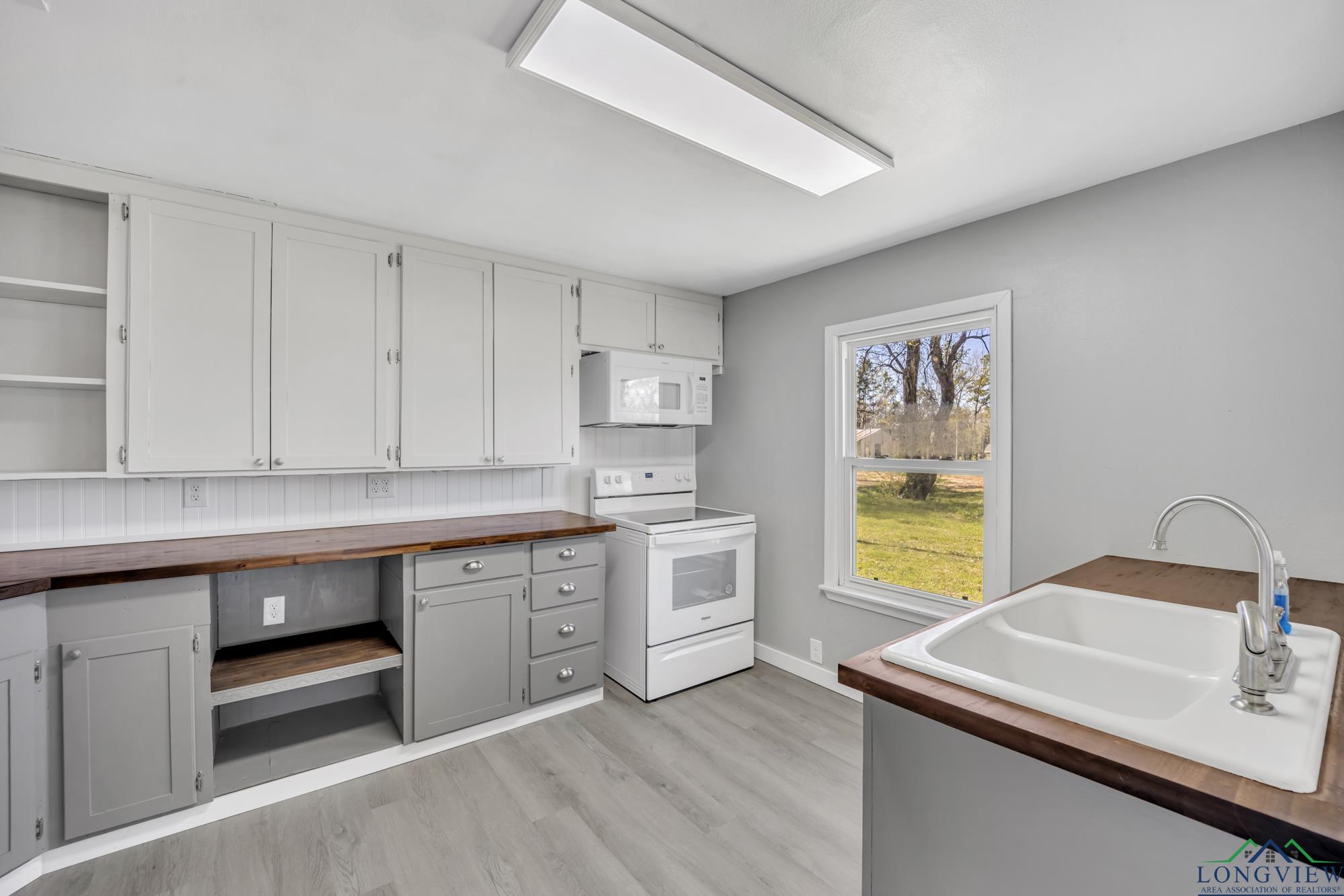 4255 W Sh 323, Henderson, New Mexico image 11