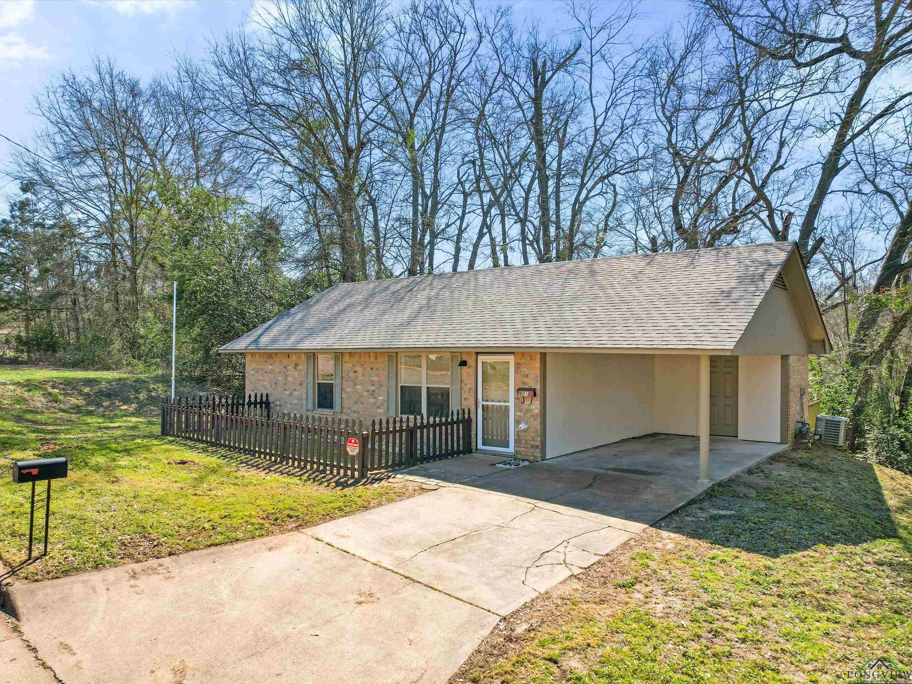 901 N Skyview Dr #13, Gilmer, Texas image 2
