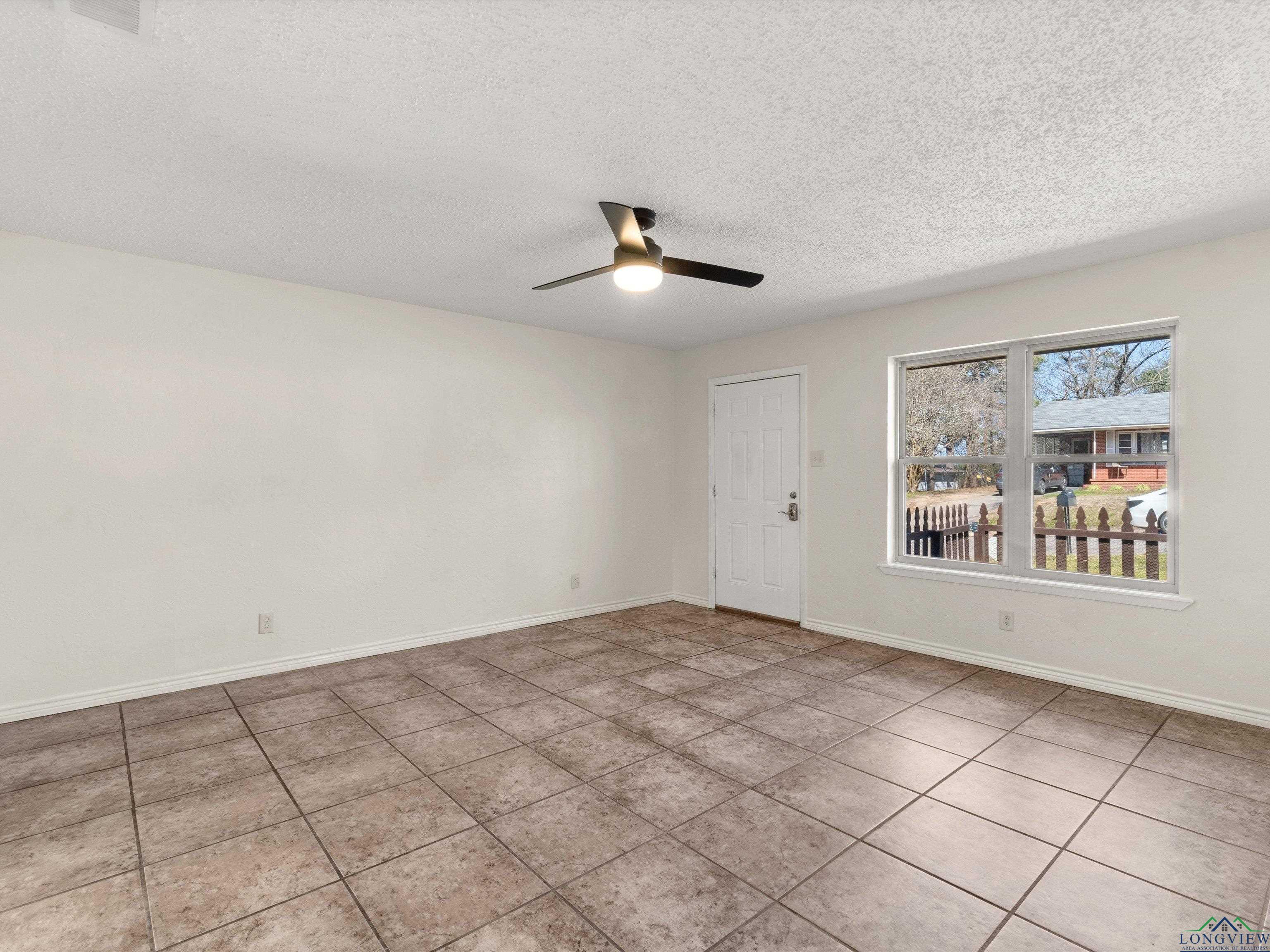 901 N Skyview Dr #13, Gilmer, Texas image 8