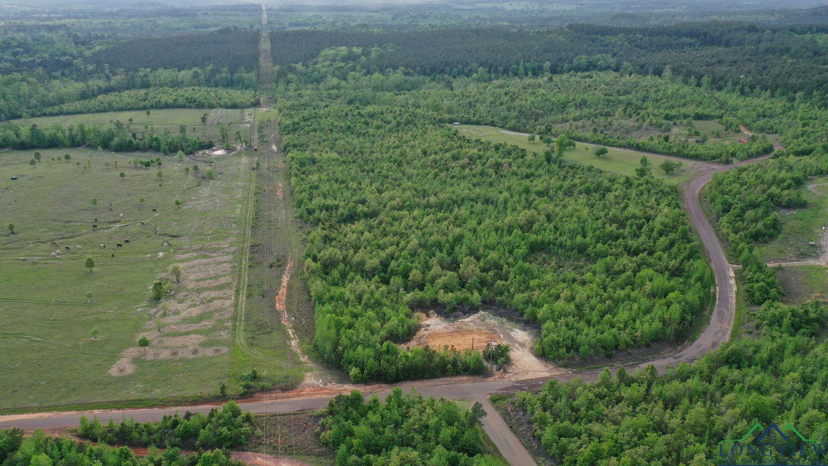 695 County Road 1463, Hughes Springs, Texas image 5