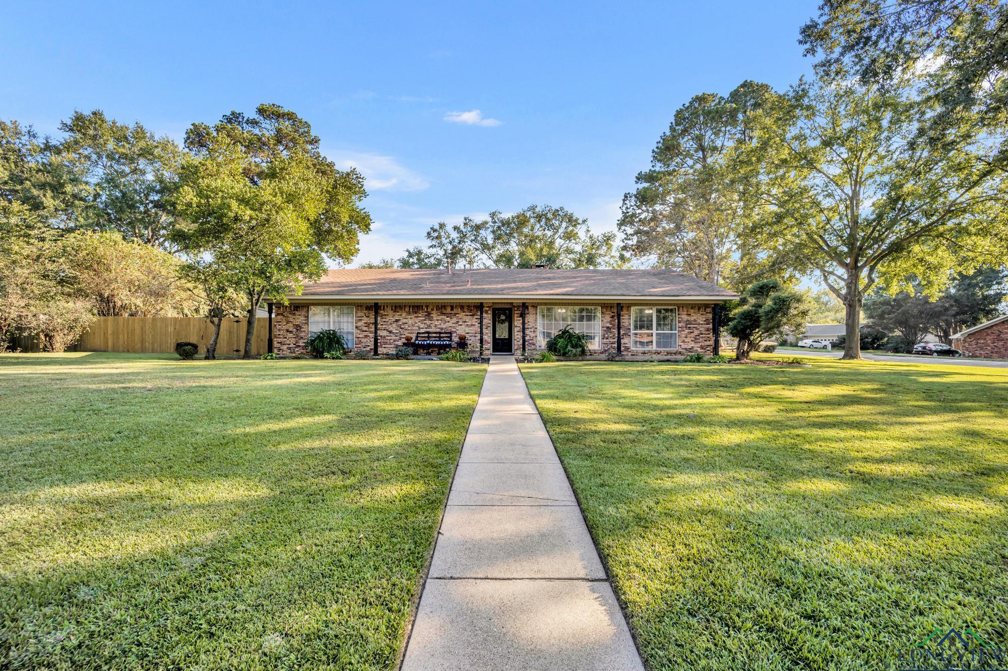 807 Elizabeth, Gilmer, Texas image 1