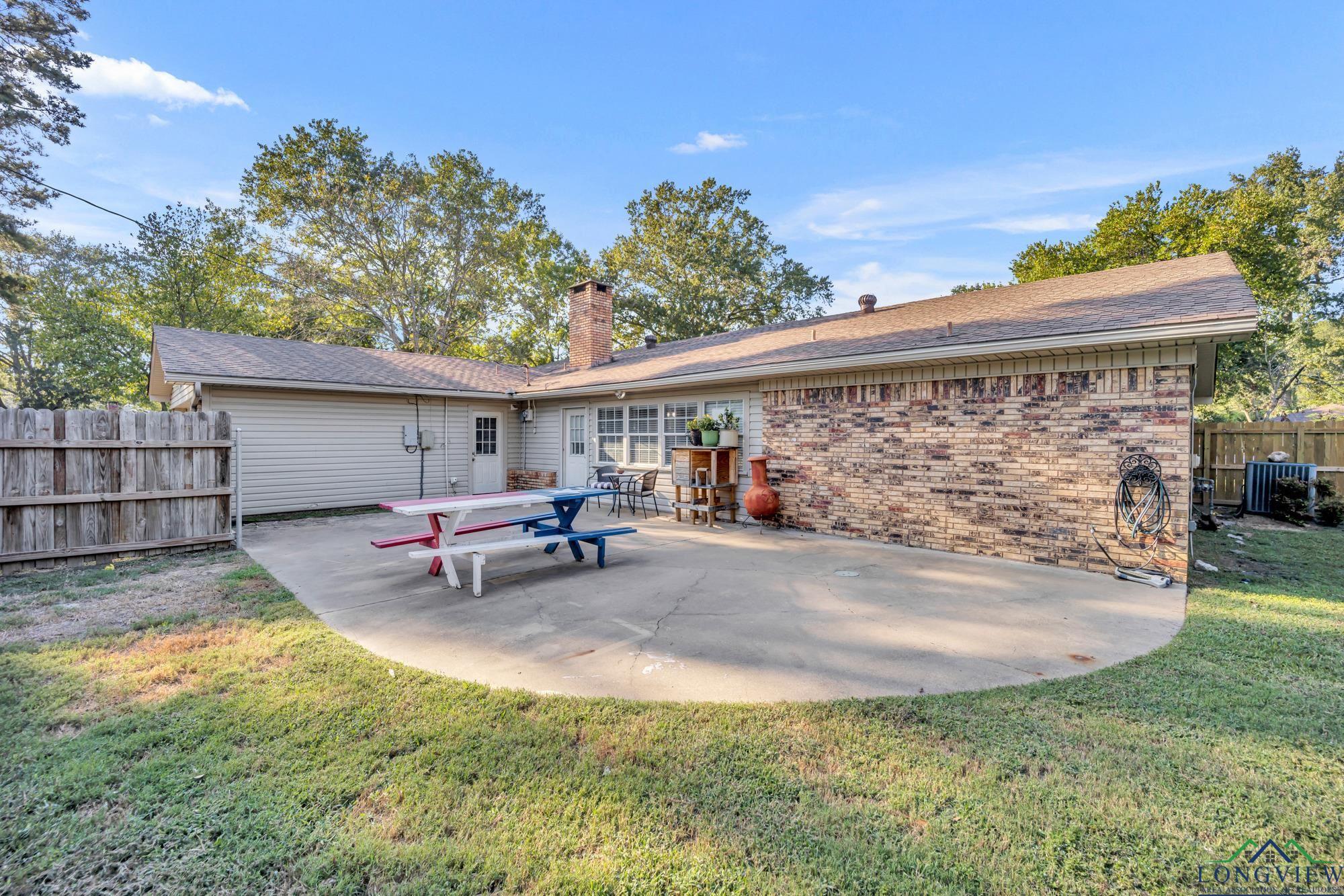 807 Elizabeth, Gilmer, Texas image 38