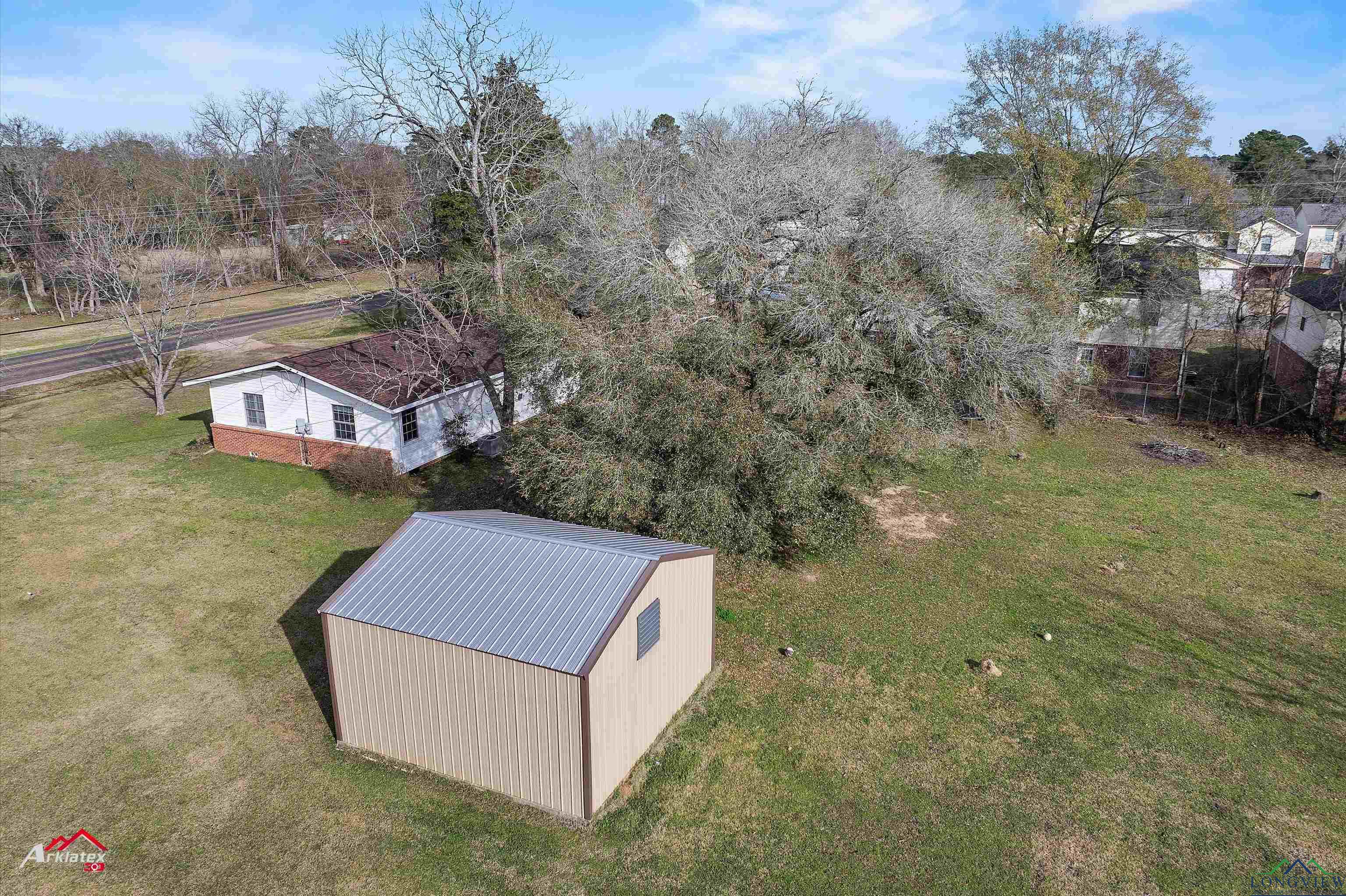 199 N Fm-2974 Avenue, Center, Texas image 3