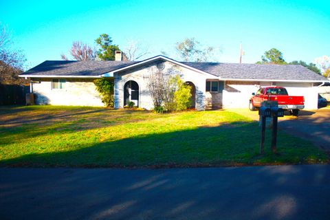 Homes For Sale - 181 Velma Dr<br/> Kilgore, TX 75662