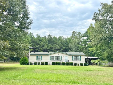 Mobile Home For Sale - 725 County Road 2359<br/> Marietta, TX 75566