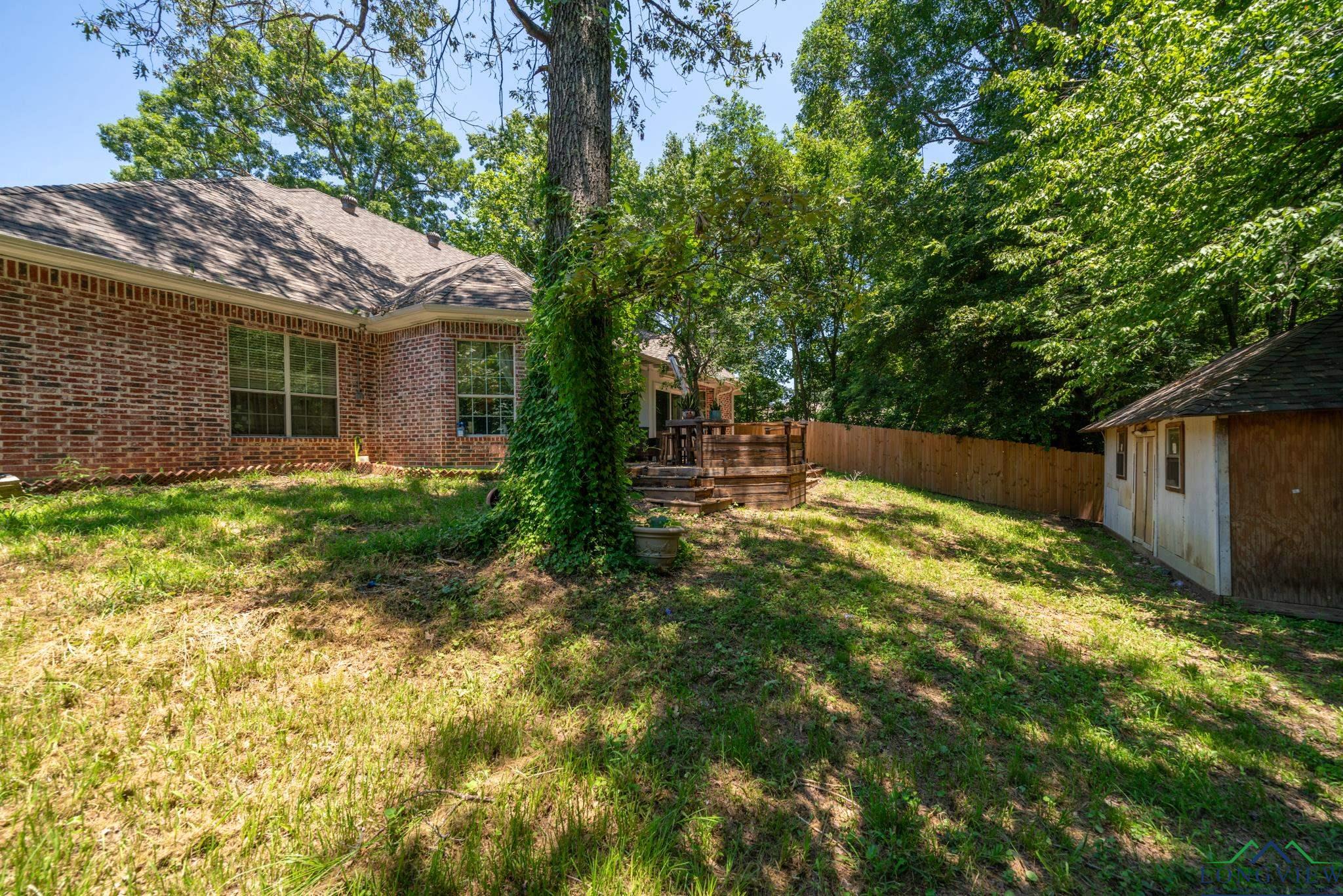 1316 Nottingham Dr, White Oak, Texas image 25