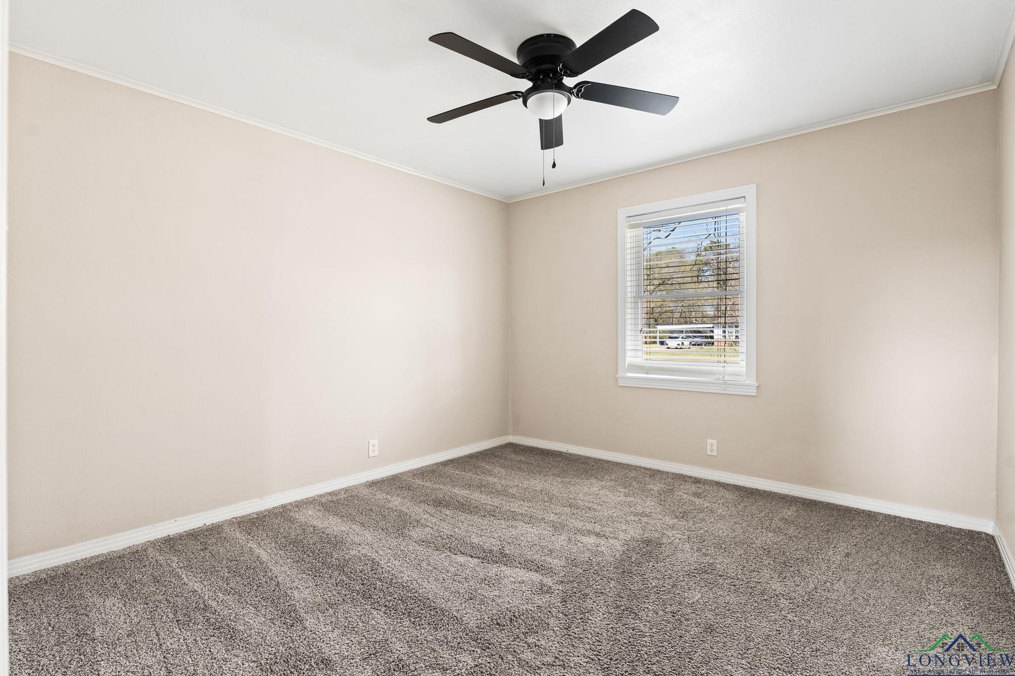 104 W Blackstone Dr, White Oak, Texas image 17
