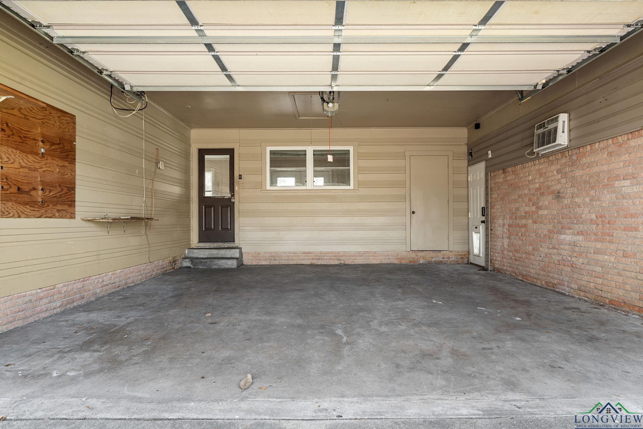 104 W Blackstone Dr, White Oak, Texas image 21