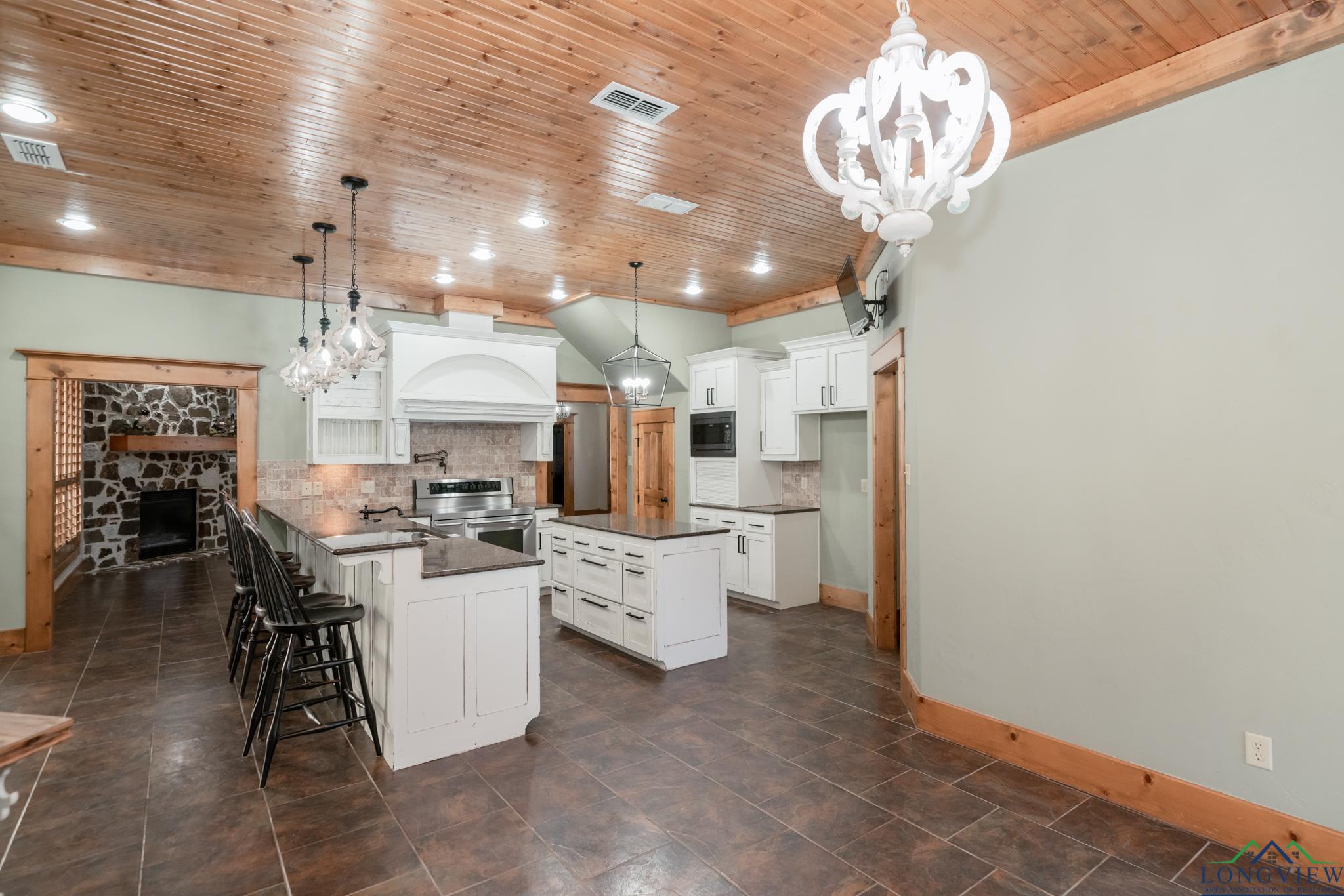 103 Smackover Ln, White Oak, New Mexico image 13