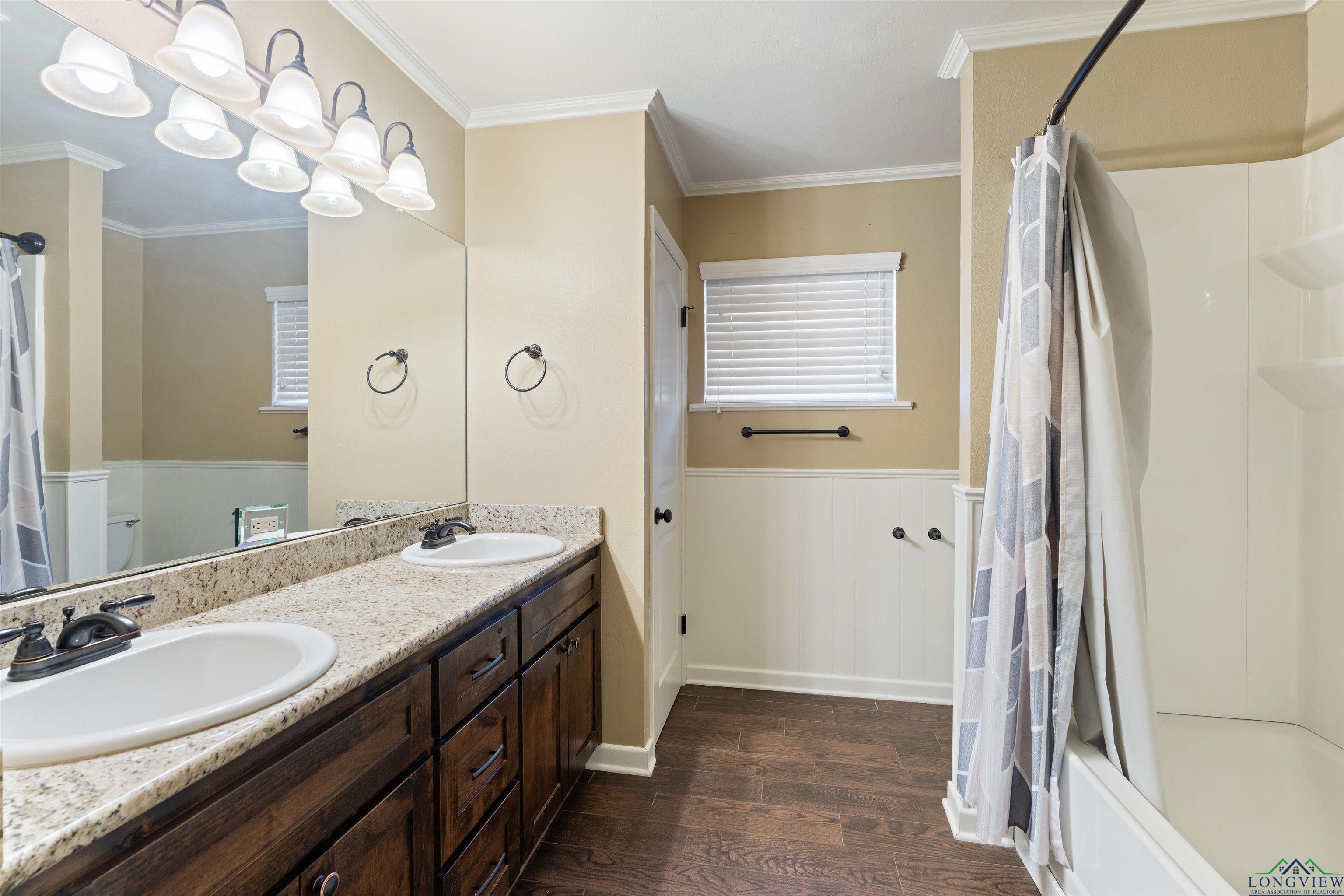 1130 Oakwood St, Carthage, Texas image 12
