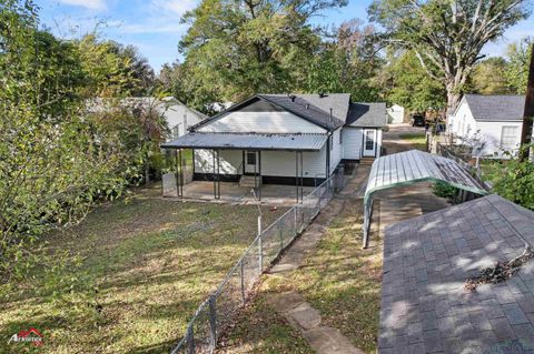 A home in Kilgore