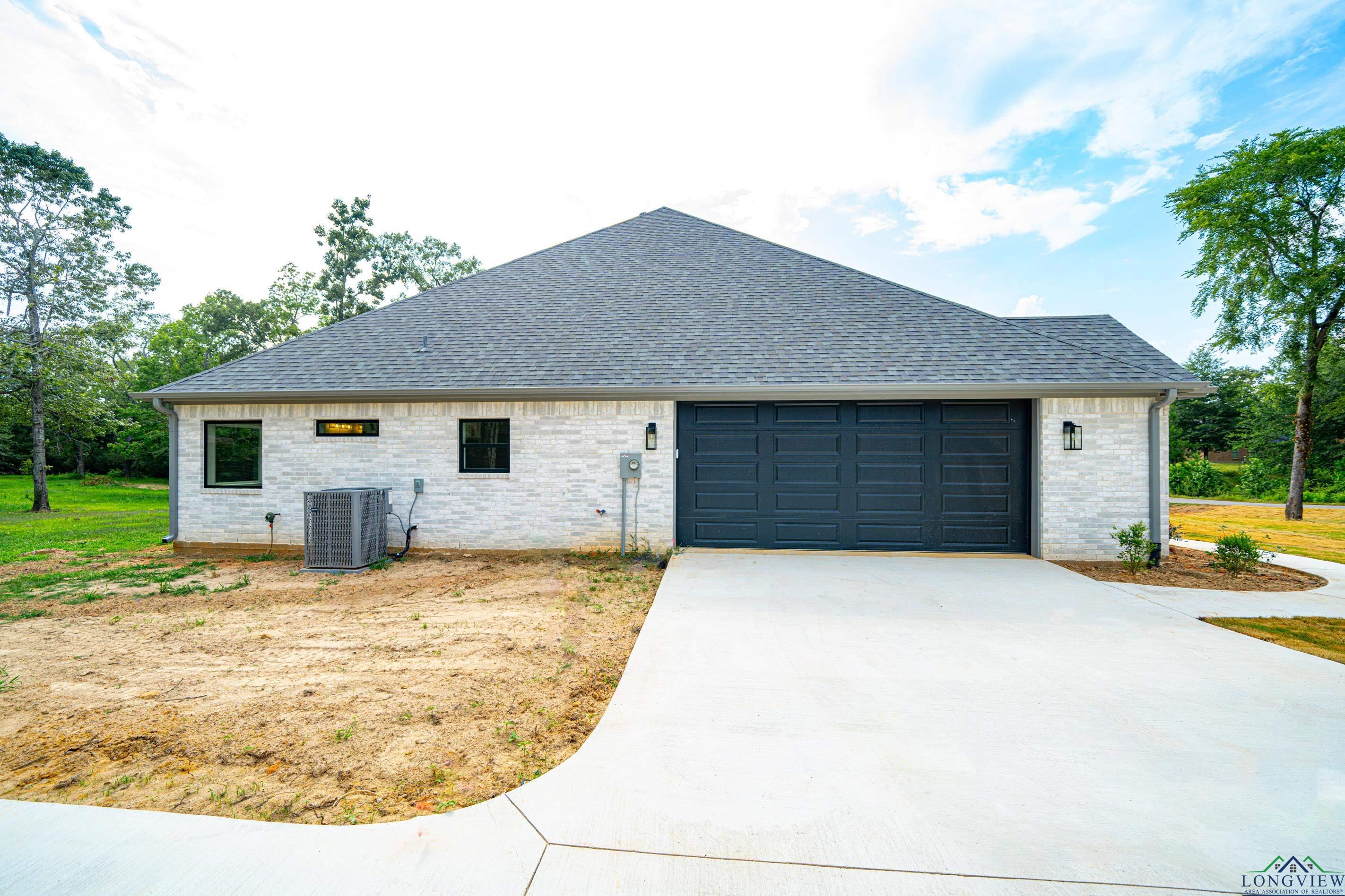 115 Eagle Way, Tatum, Texas image 32