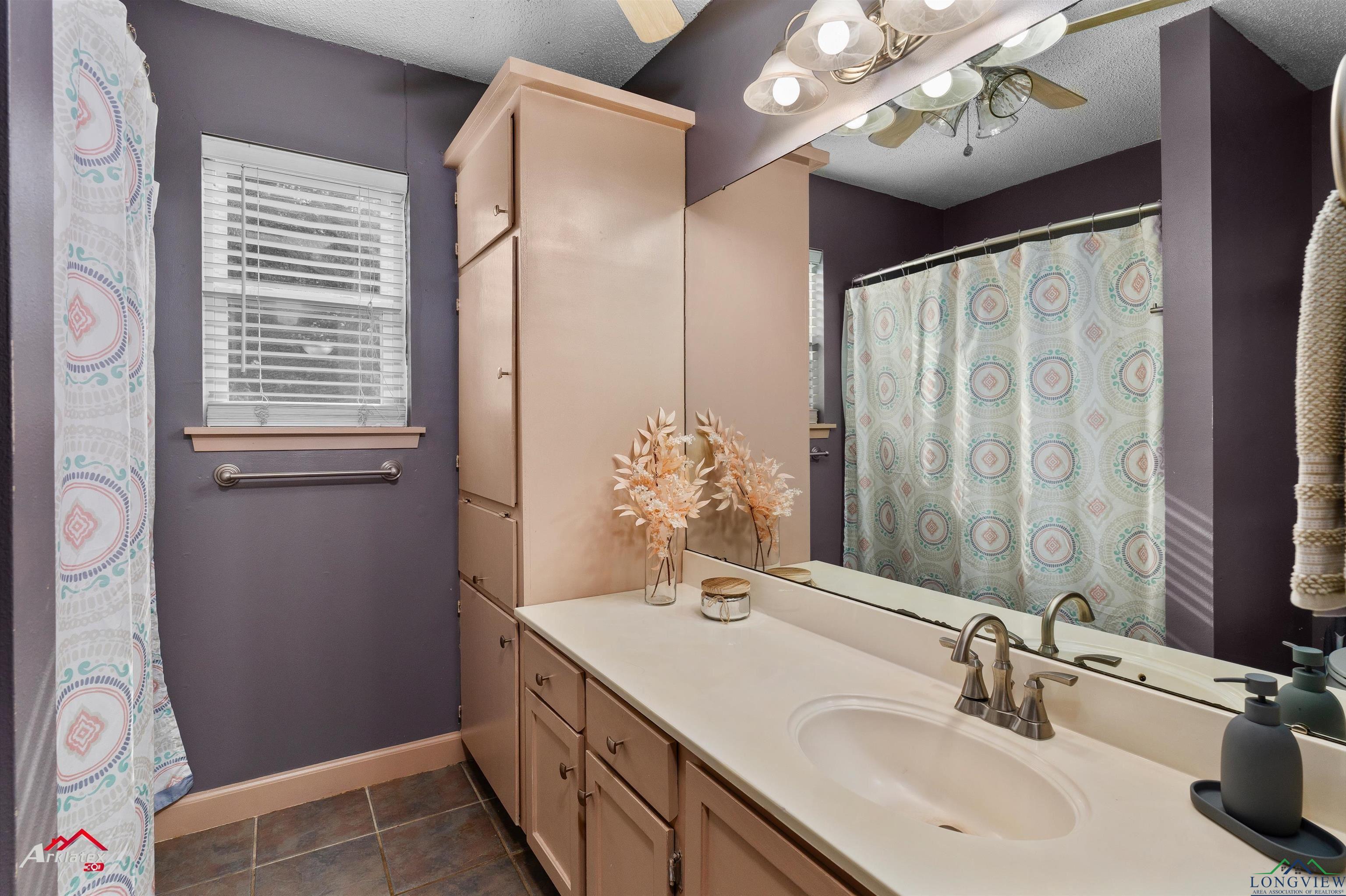 2530 Mayes Ln, Longview, Texas image 13