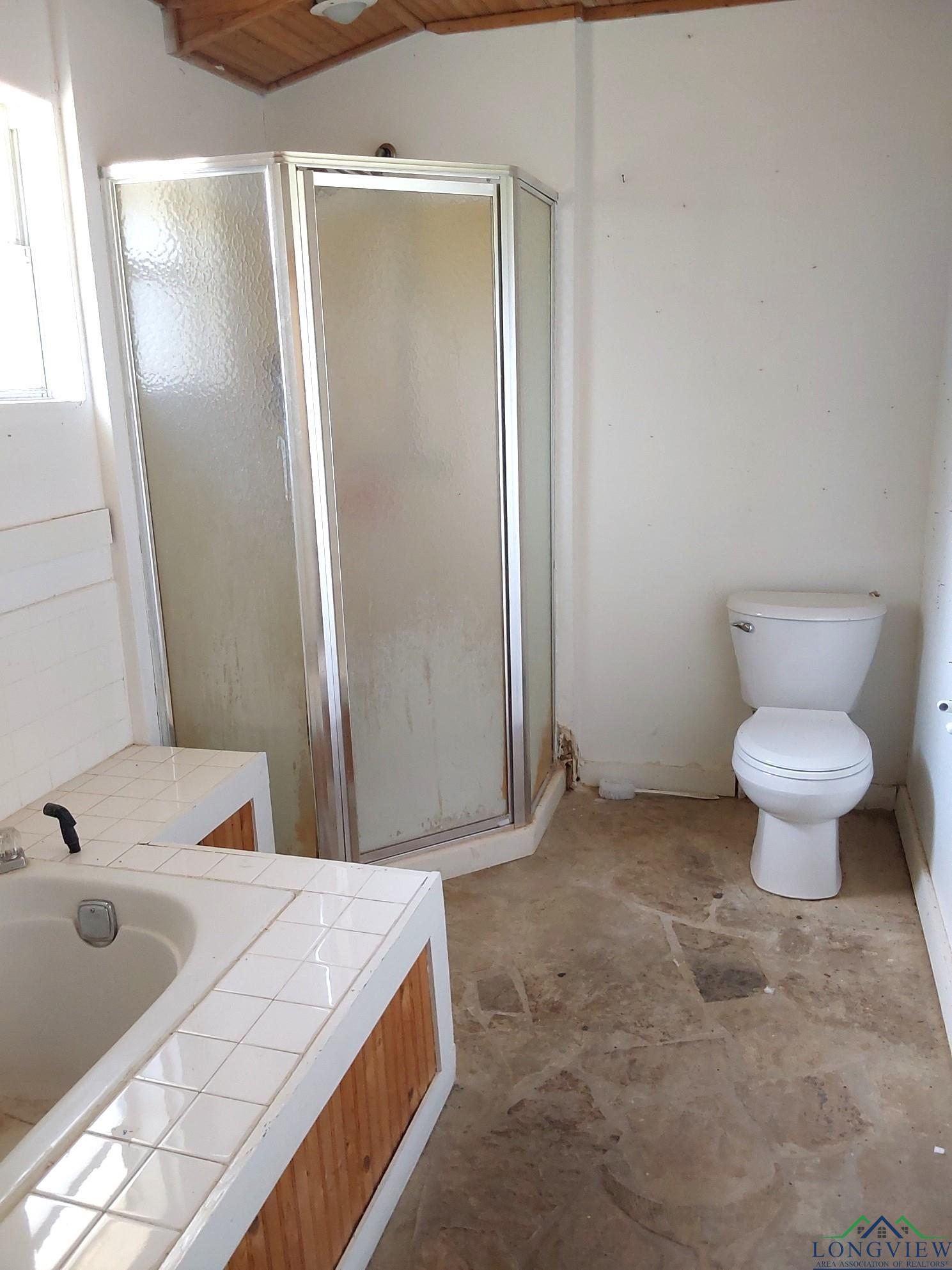 296 Crestwood, Avinger, Texas image 11