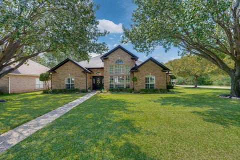 Homes For Sale - 1318 Spring Branch Dr<br/> Smith County, Tyler, TX 75703