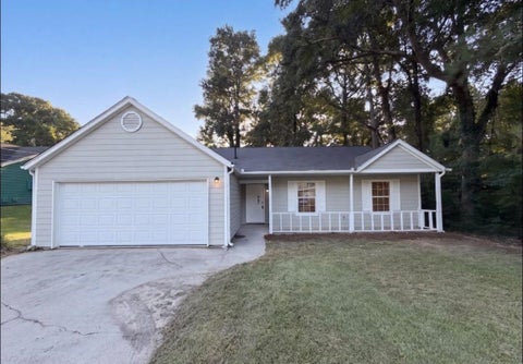 Homes For Rent - 5857 Mistyview Dr<br/> Atlanta, GA 30273