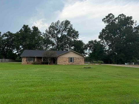 A home in Waskom