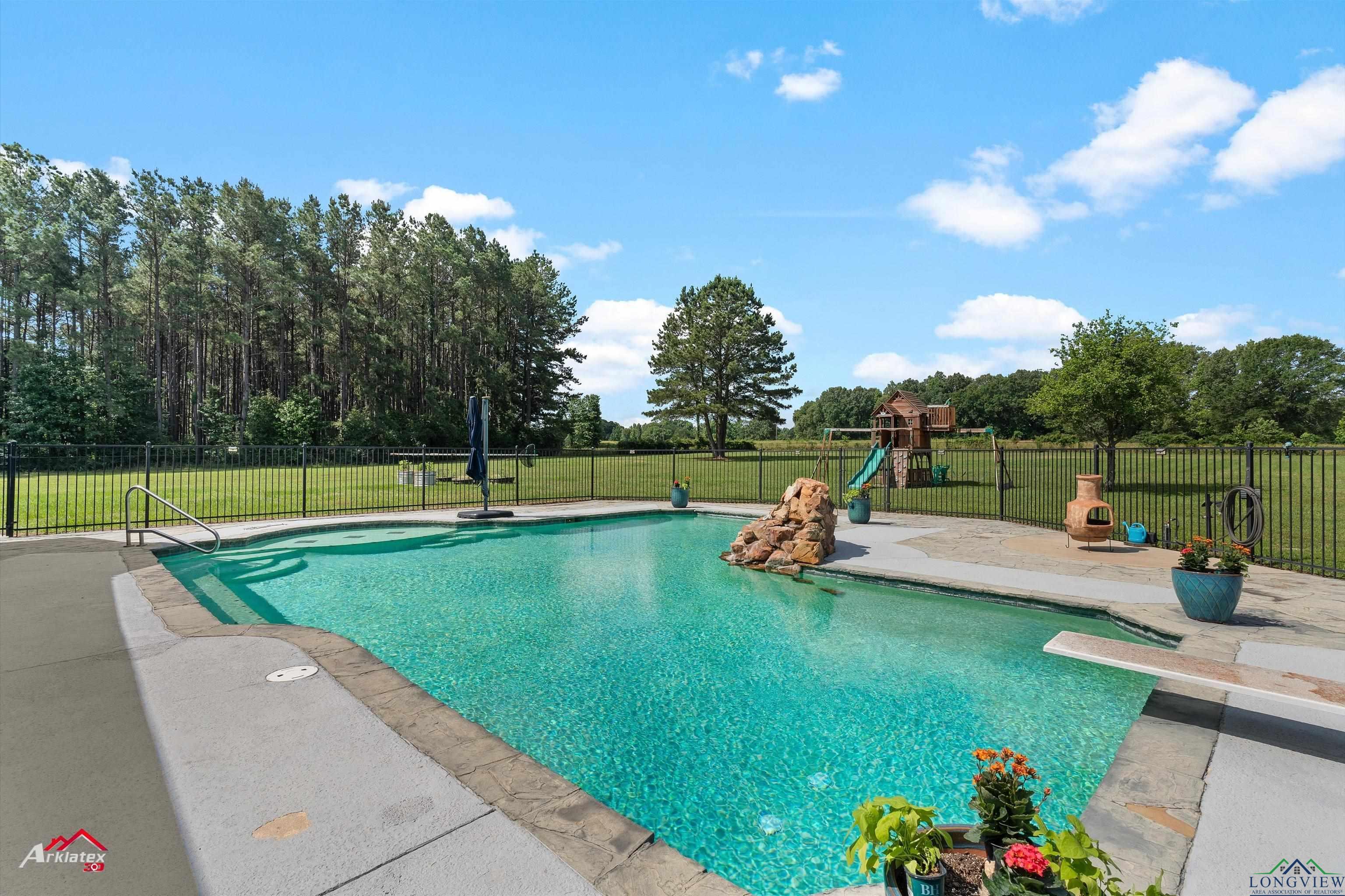 228 County Road 2151, Beckville, Texas image 42