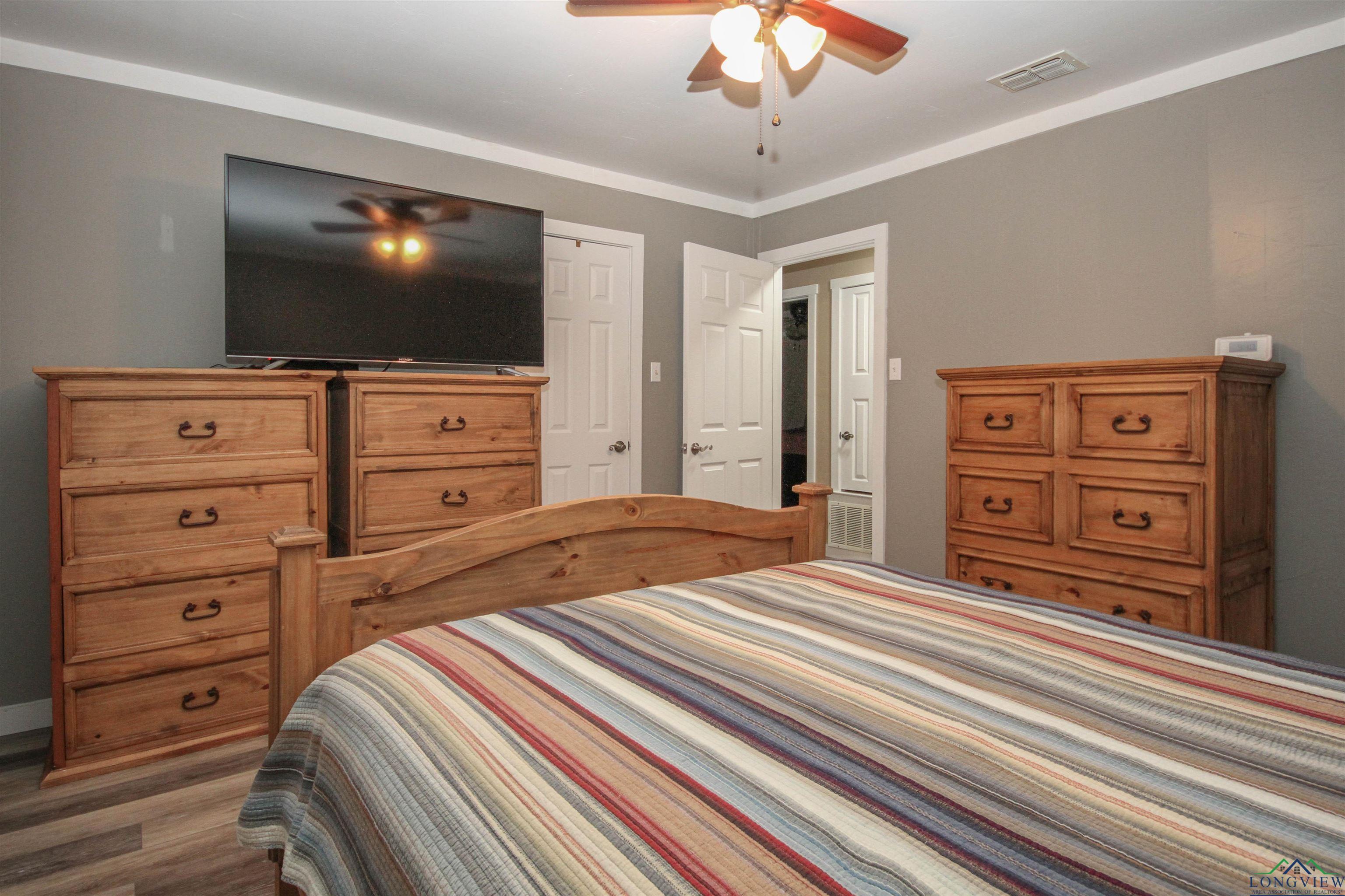 6034 E Noonday Rd, Hallsville, Texas image 18