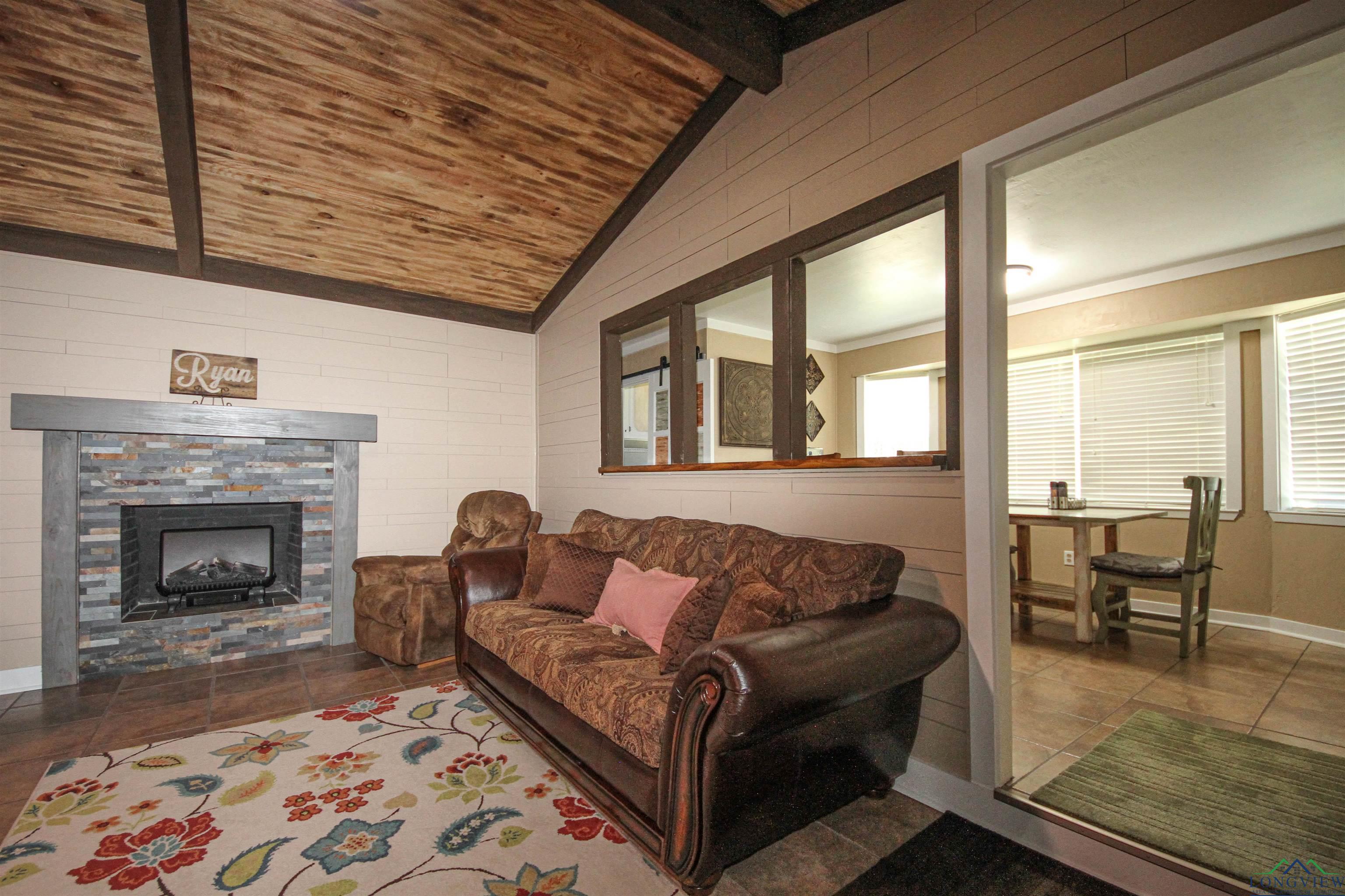 6034 E Noonday Rd, Hallsville, Texas image 16