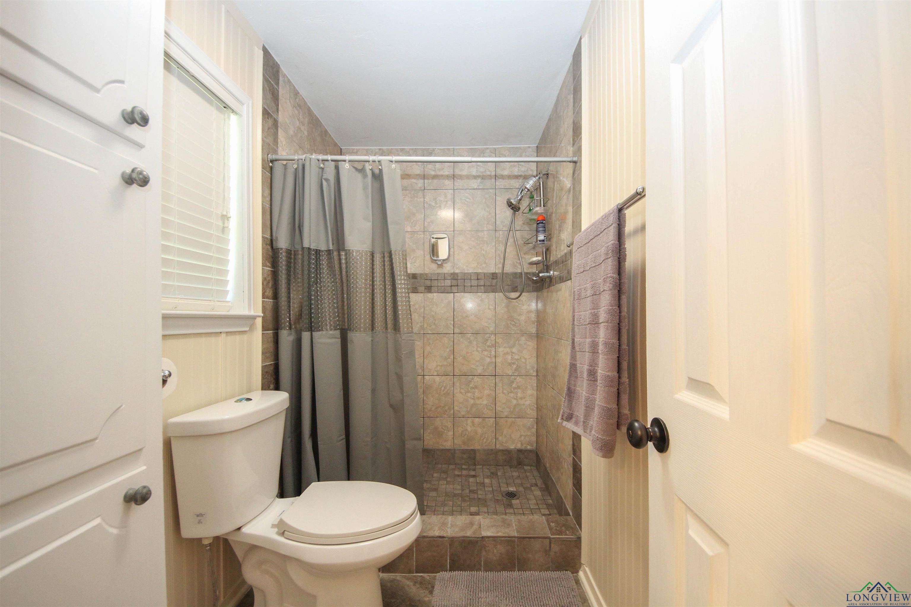 6034 E Noonday Rd, Hallsville, Texas image 25