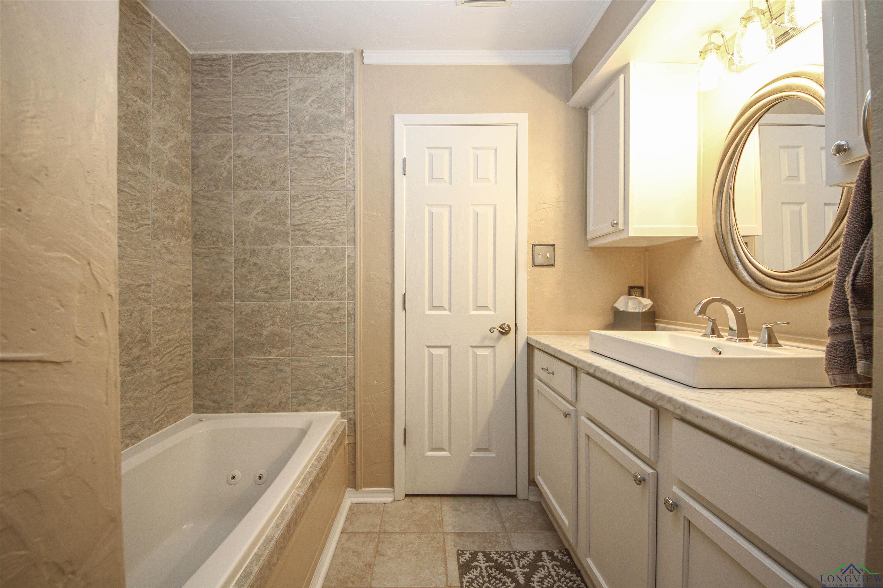 6034 E Noonday Rd, Hallsville, Texas image 20