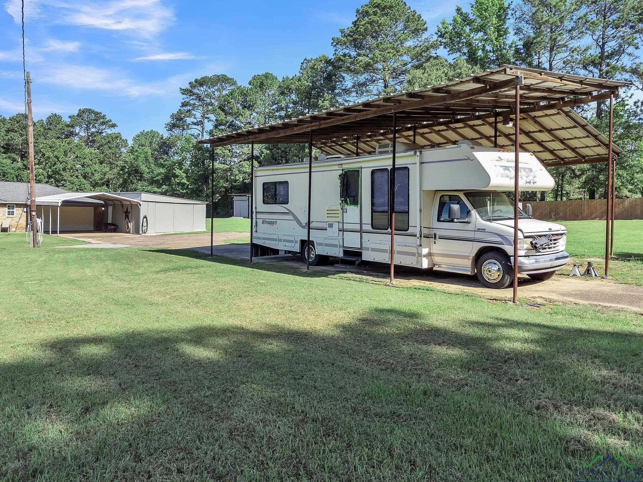 6034 E Noonday Rd, Hallsville, Texas image 38