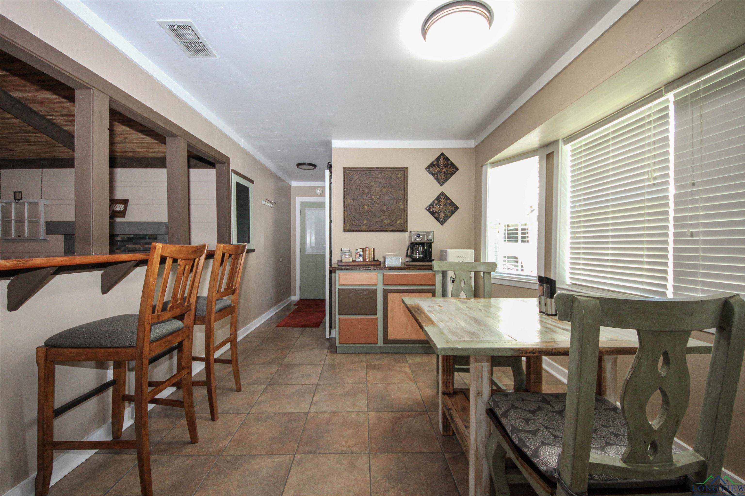 6034 E Noonday Rd, Hallsville, Texas image 12