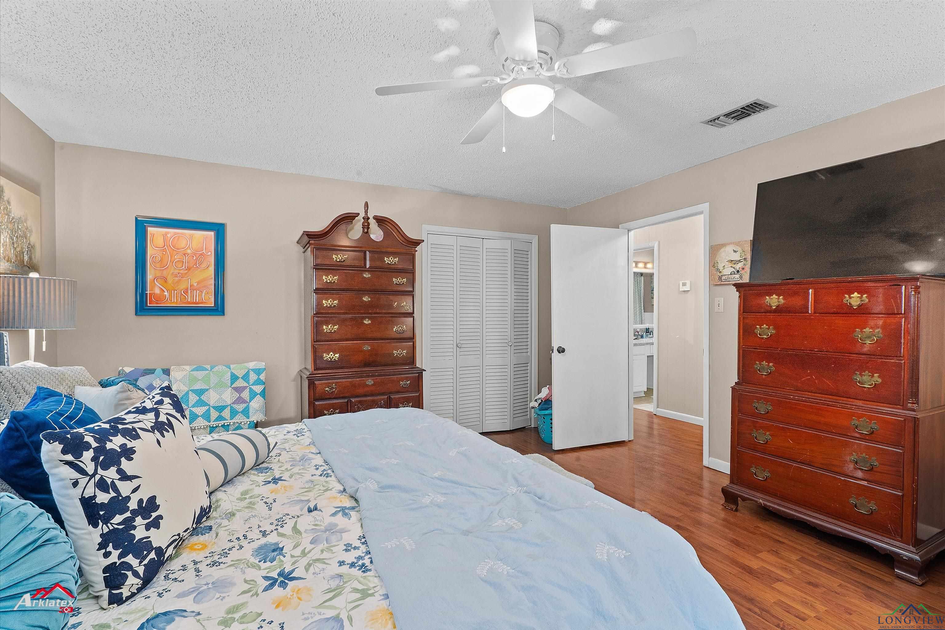 905 Moonbeam Avenue, Center, Texas image 18