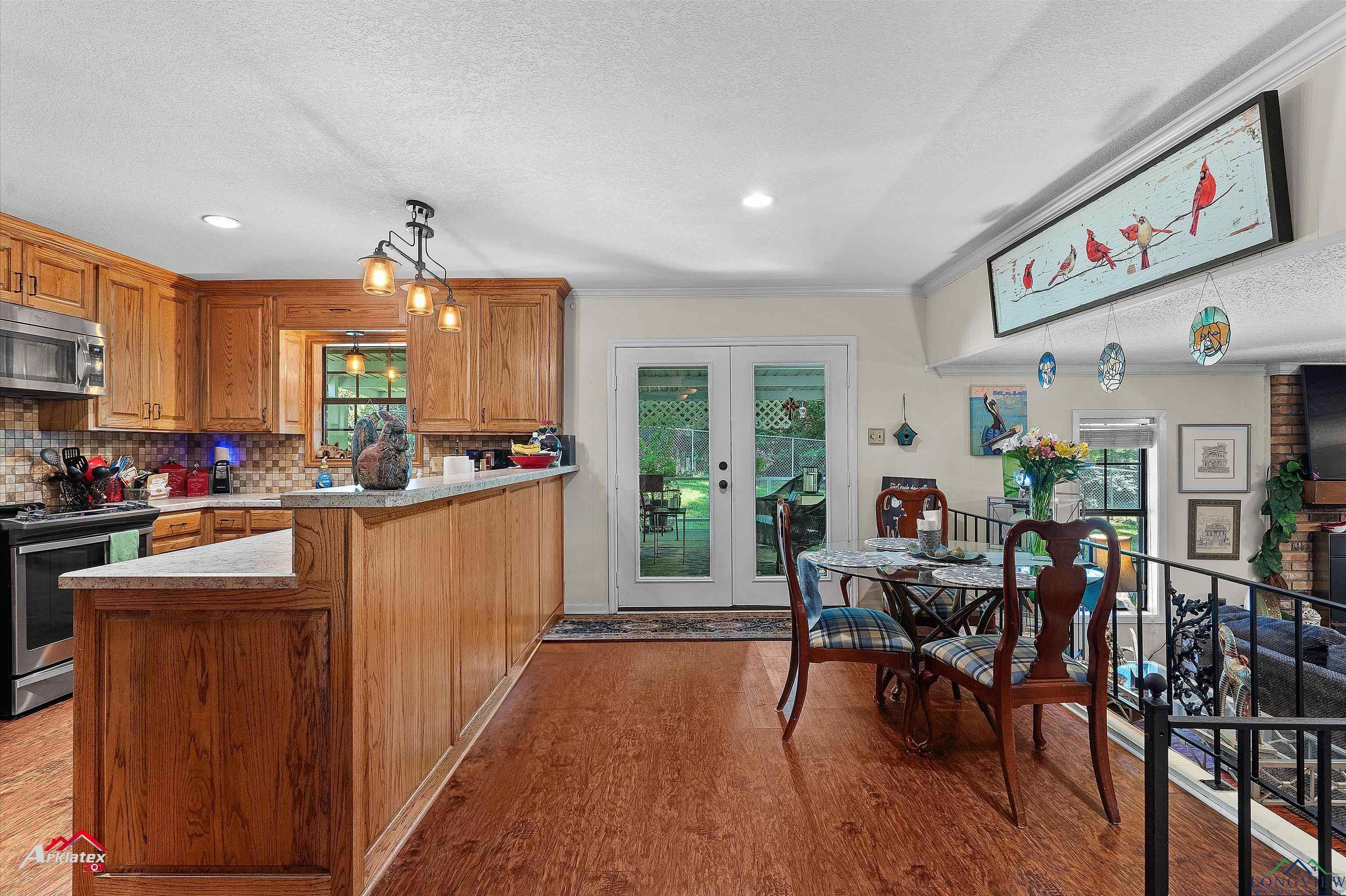 905 Moonbeam Avenue, Center, Texas image 11
