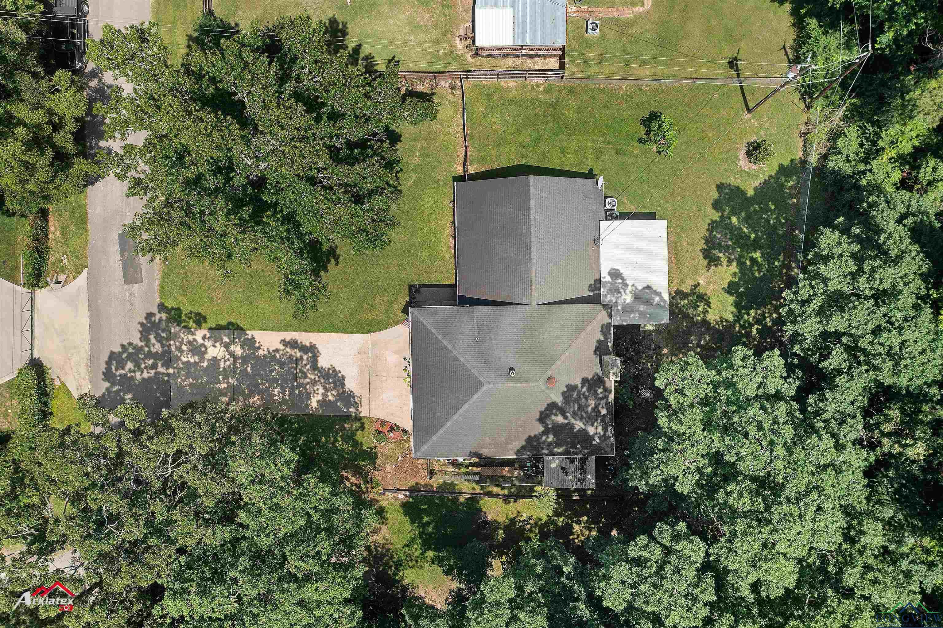 905 Moonbeam Avenue, Center, Texas image 30