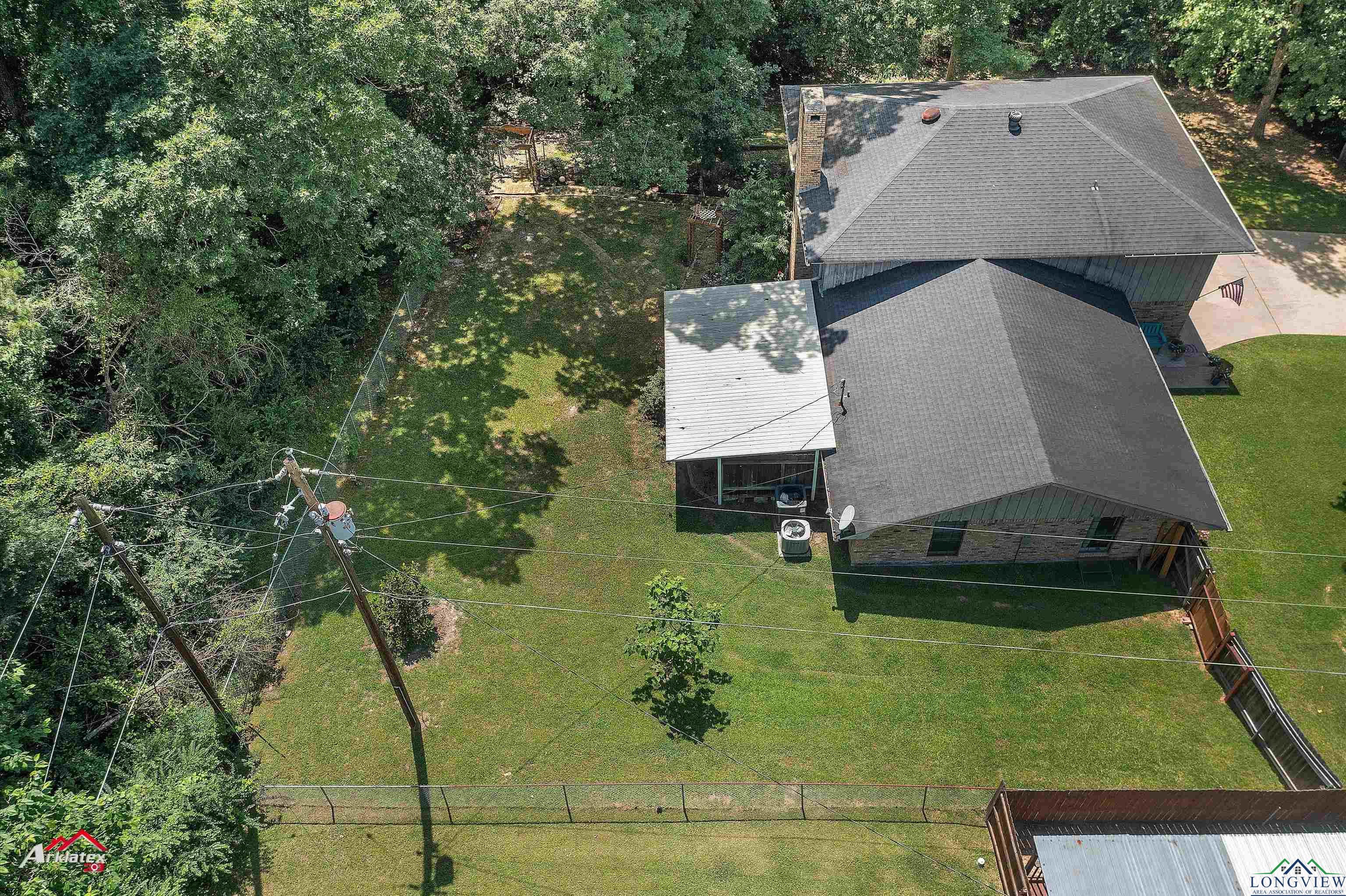 905 Moonbeam Avenue, Center, Texas image 31