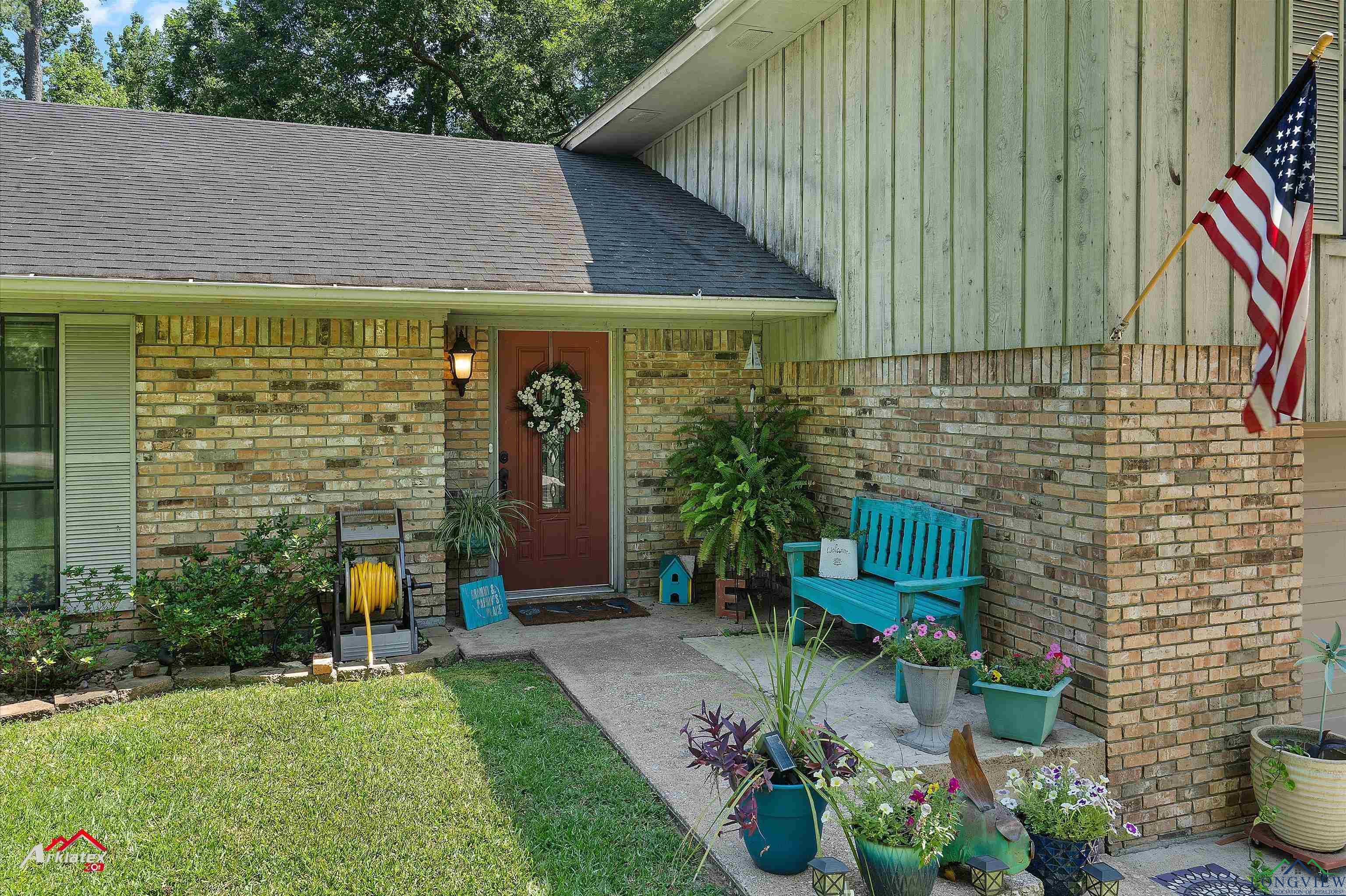 905 Moonbeam Avenue, Center, Texas image 2