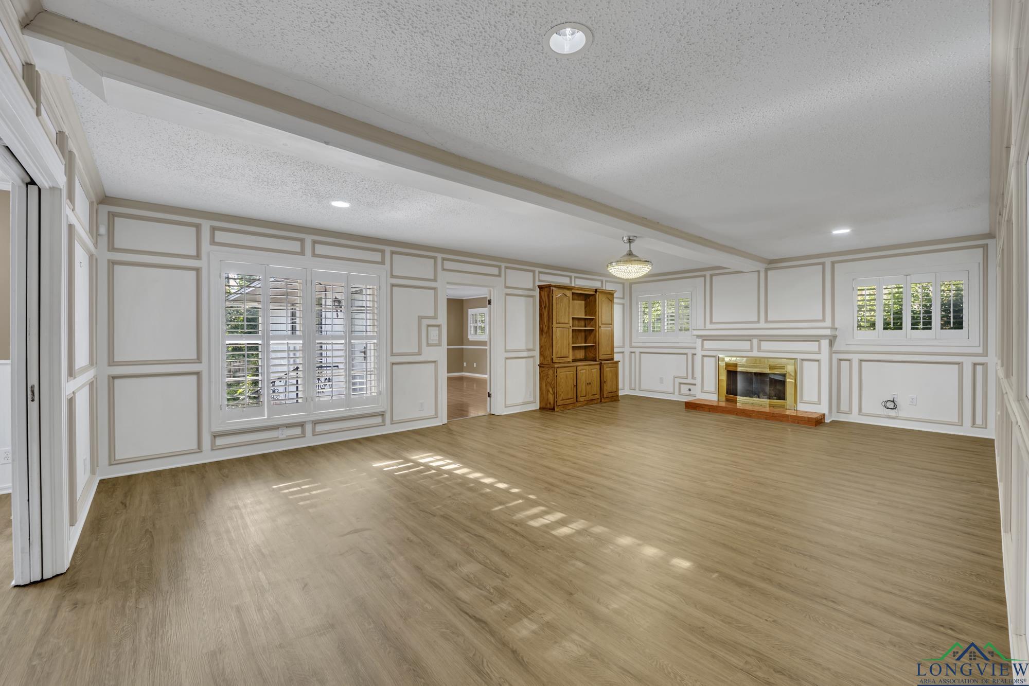 1900 W Hoyt Drive, Longview, Texas image 11