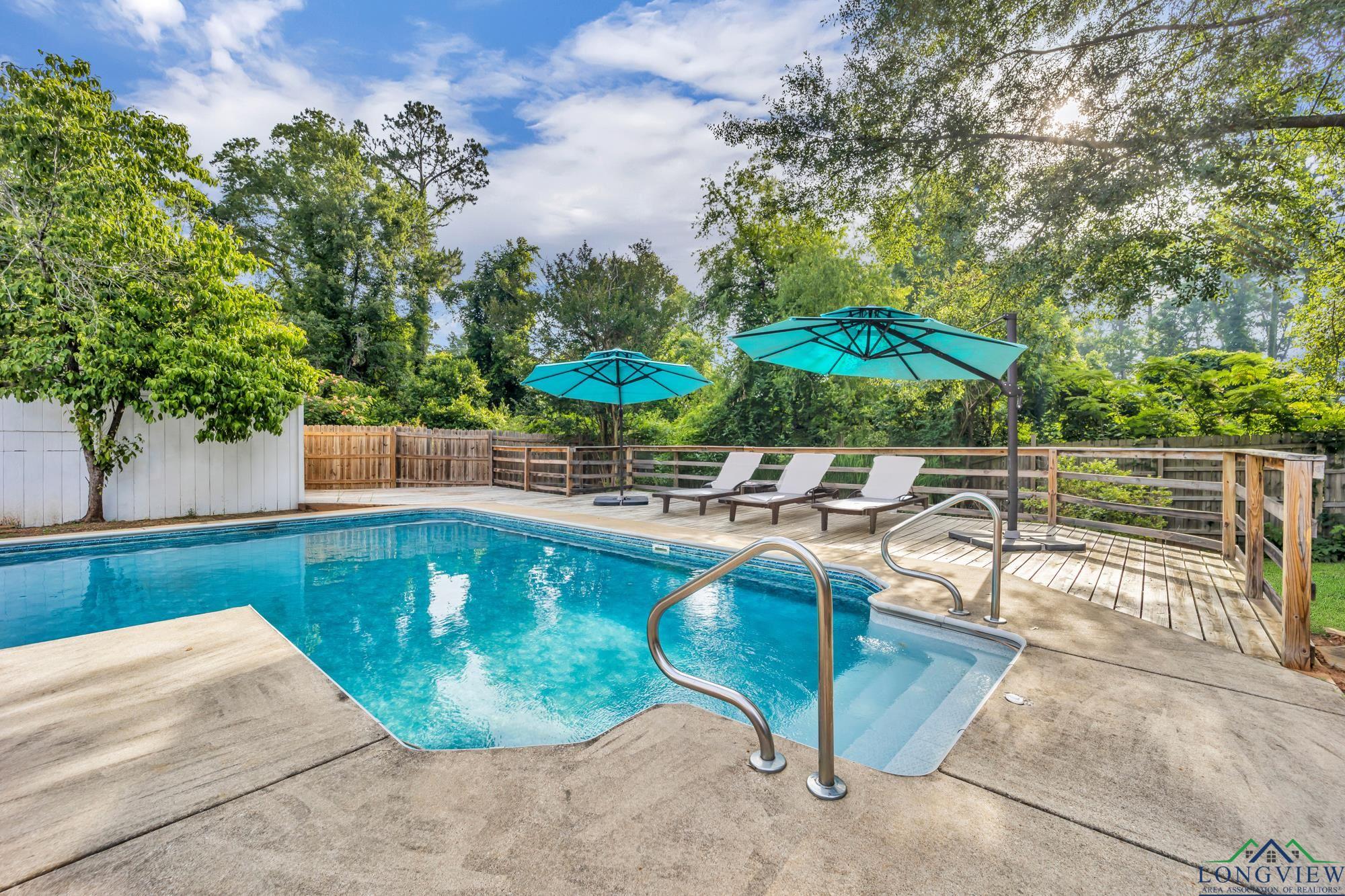 1900 W Hoyt Drive, Longview, Texas image 27