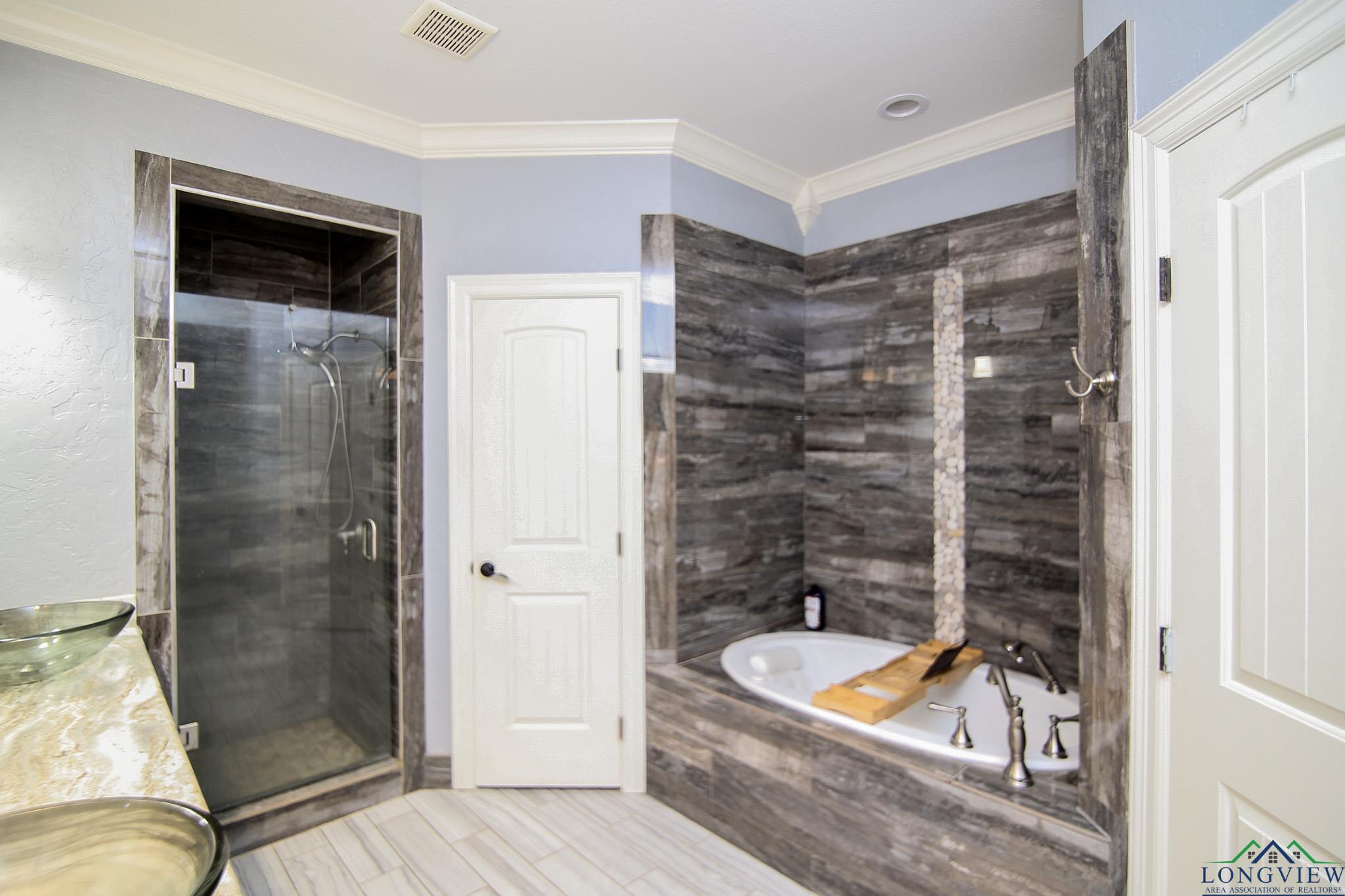 3708 Pine Tree Rd, Longview, Texas image 16