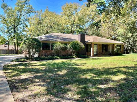 A home in Kilgore