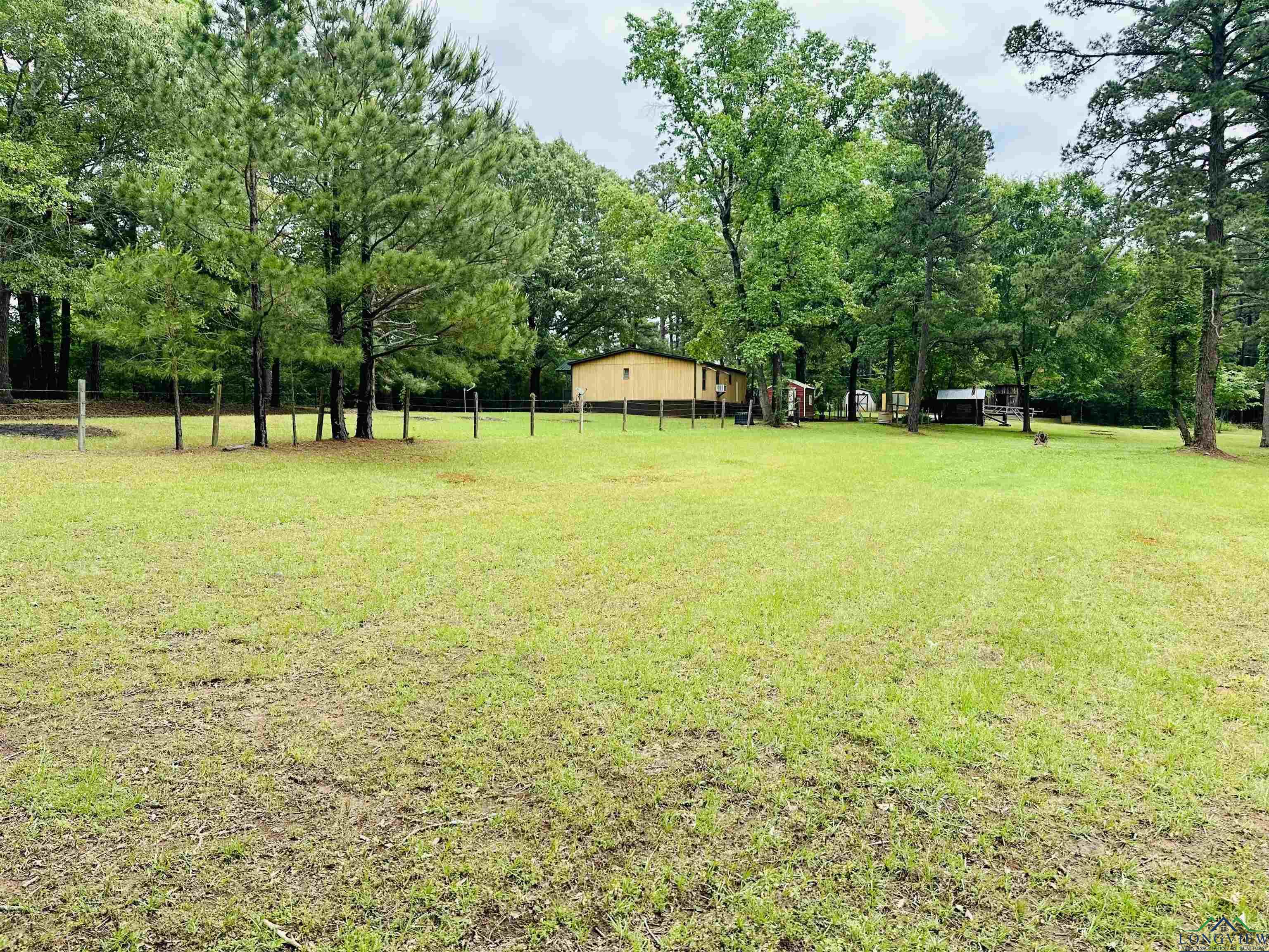 282 Cr 1404, Jacksonville, Texas image 32
