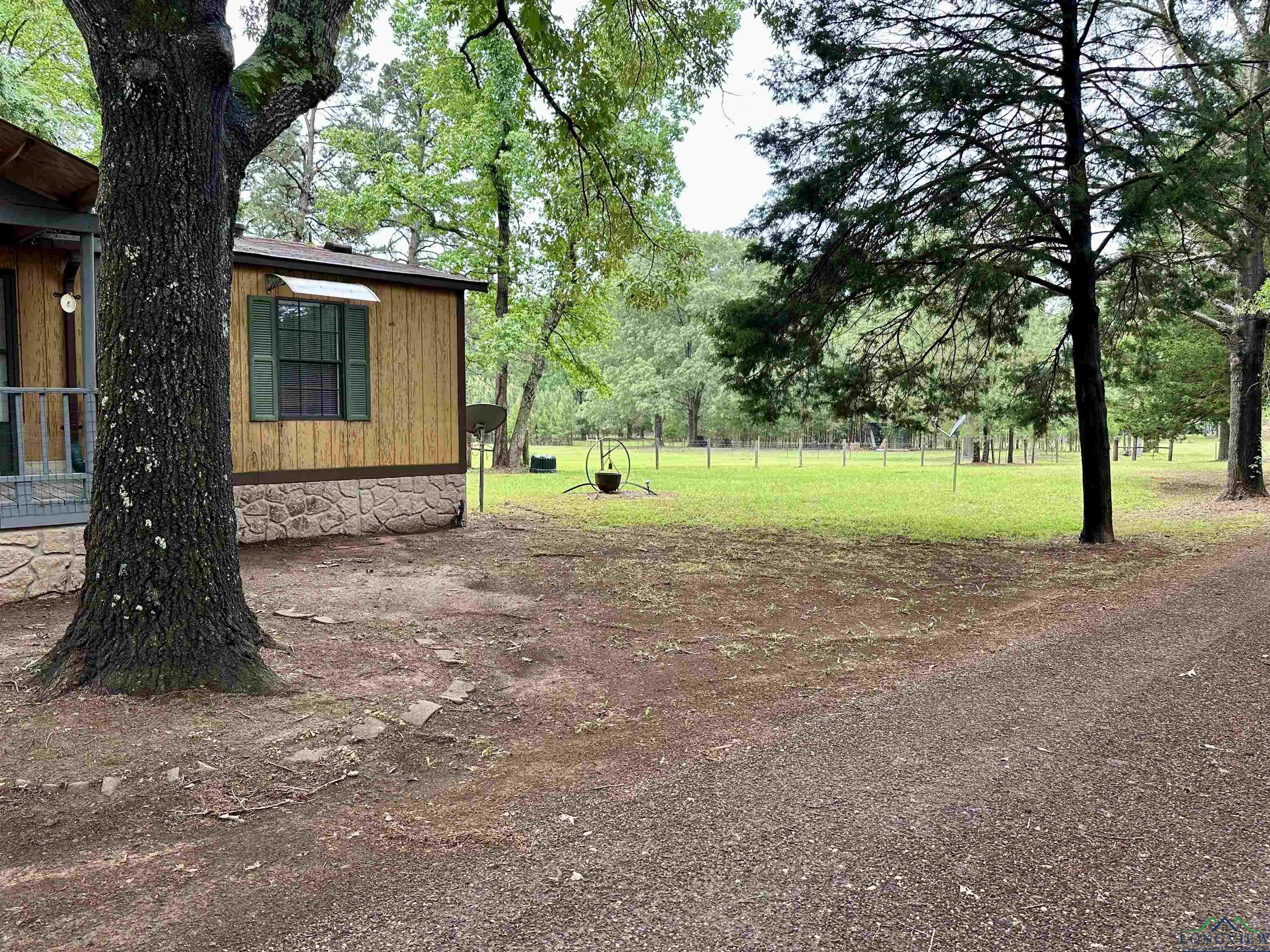 282 Cr 1404, Jacksonville, Texas image 34