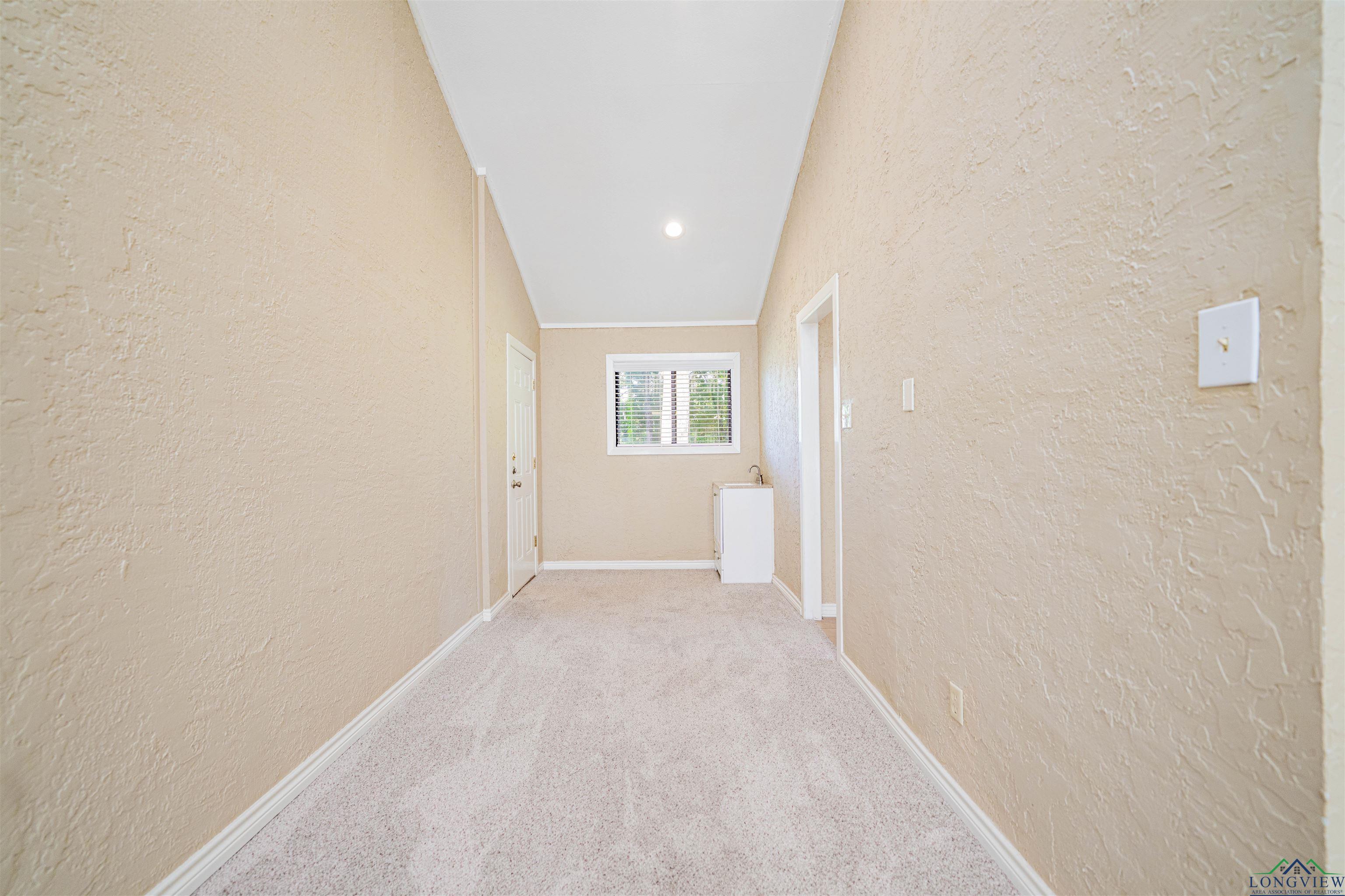 1822 Northwood Ct, Longview, Texas image 7