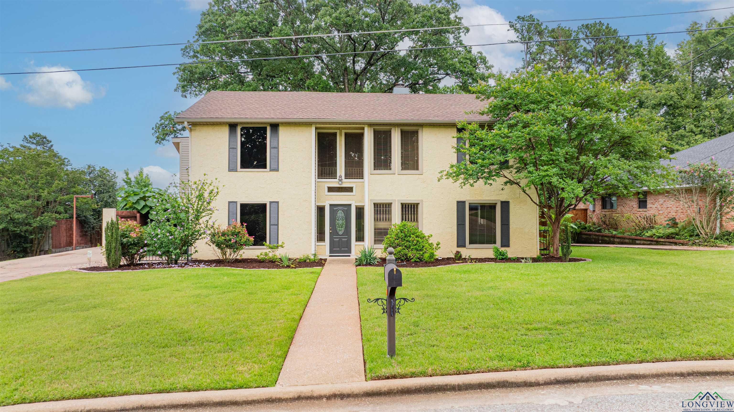 1822 Northwood Ct, Longview, Texas image 2