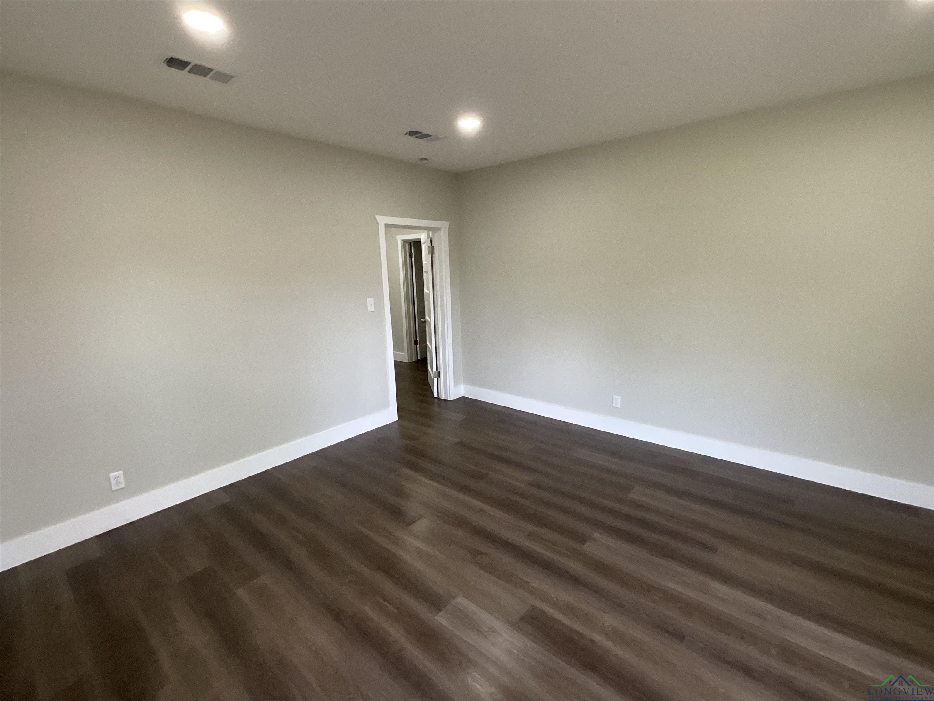 809 N Caver St, Atlanta, Texas image 26