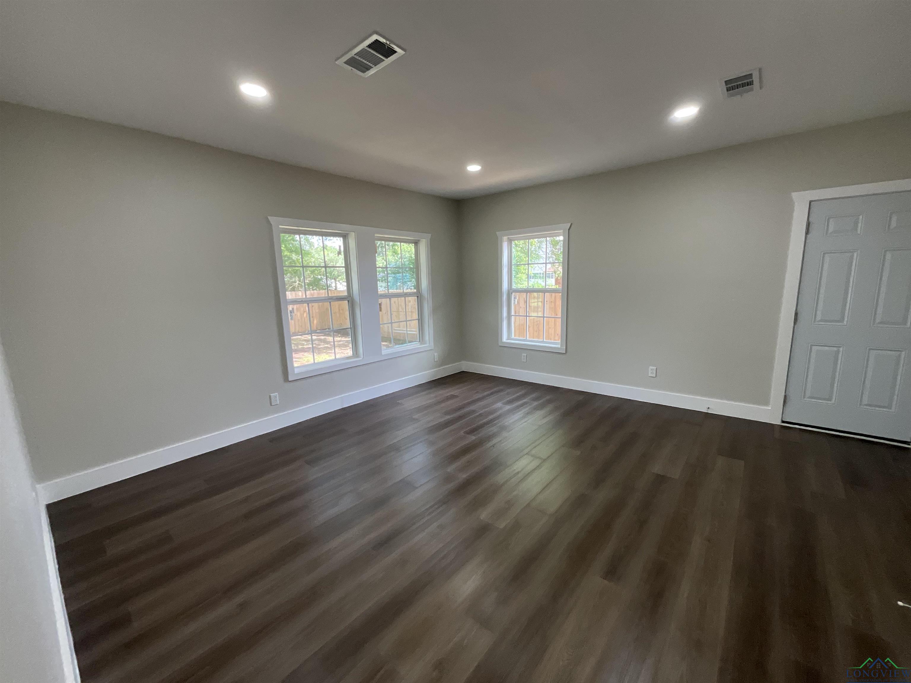 809 N Caver St, Atlanta, Texas image 14