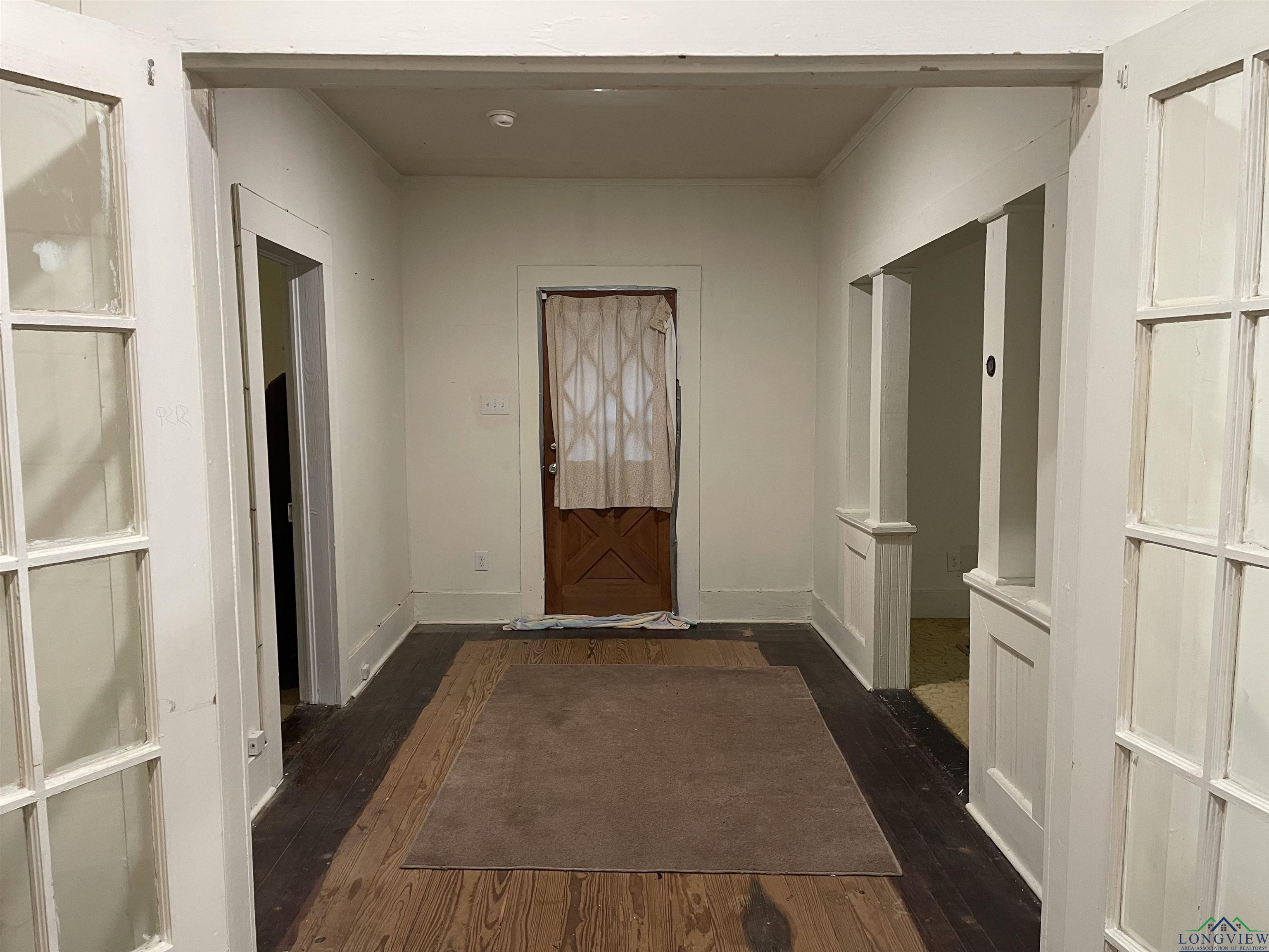 604 Elysian Fields Ave, Marshall, Texas image 2