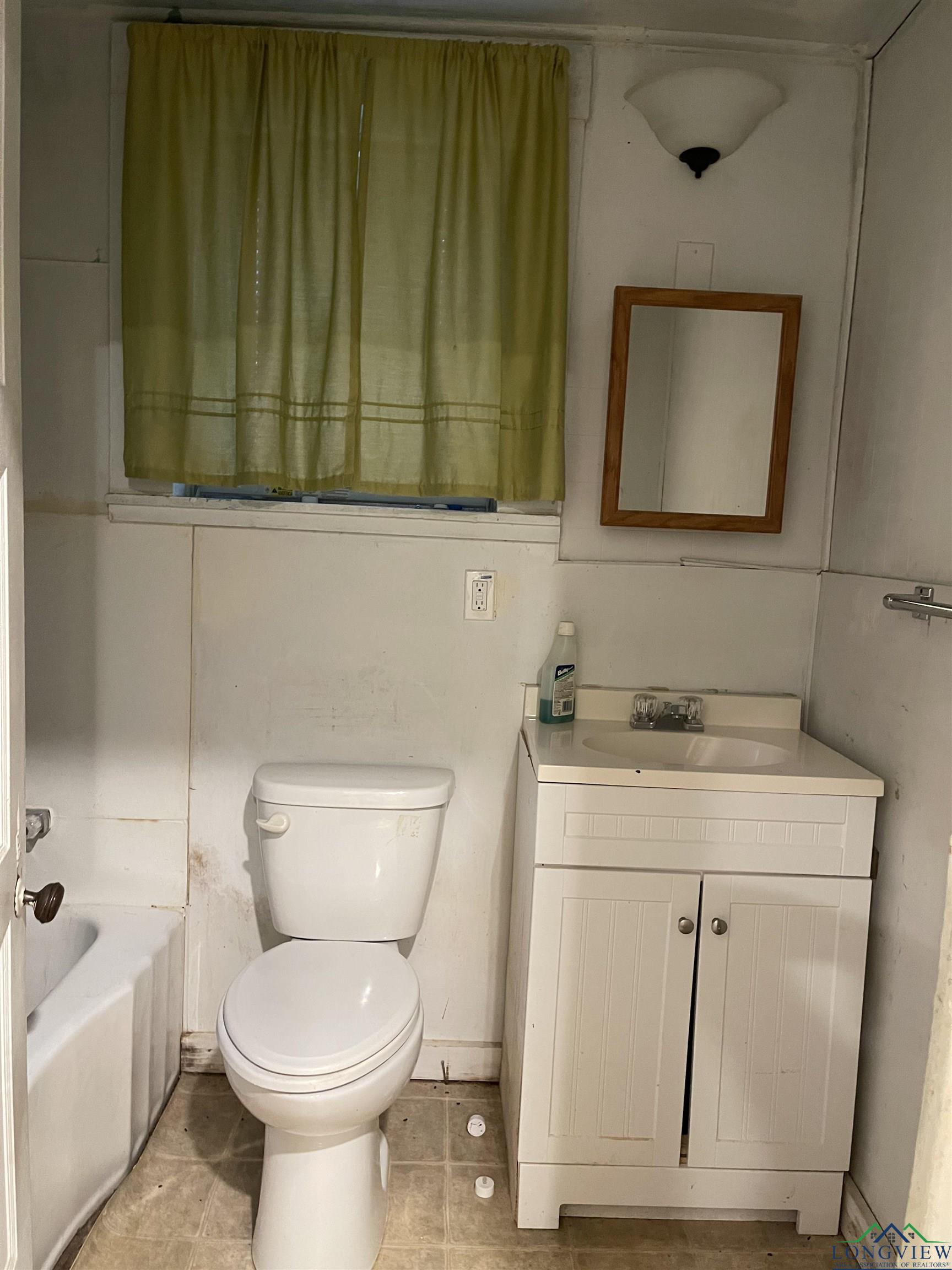 604 Elysian Fields Ave, Marshall, Texas image 9