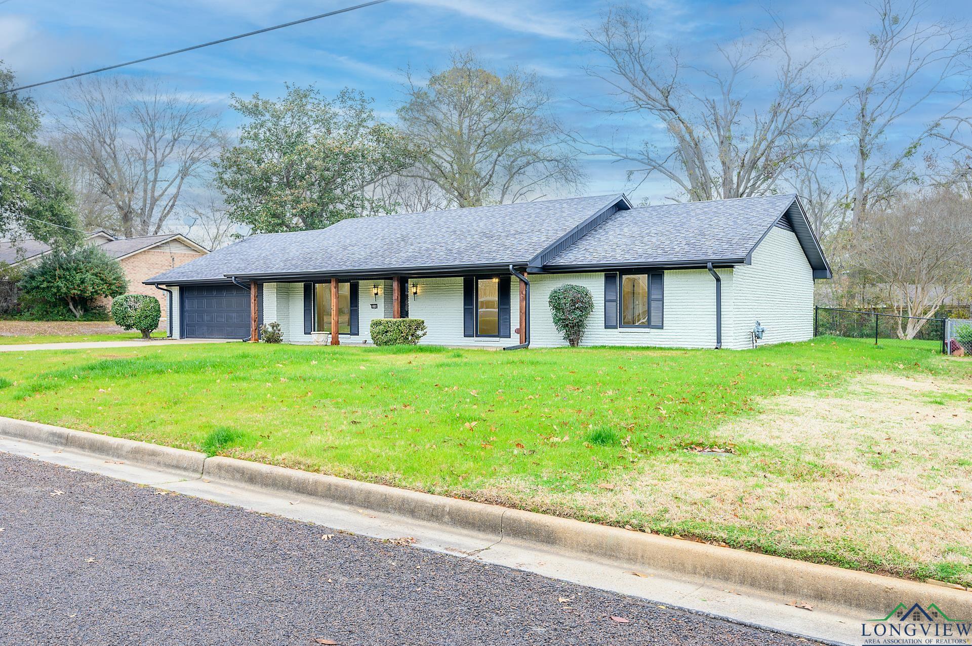 1902 Beth Dr, Longview, Texas image 2